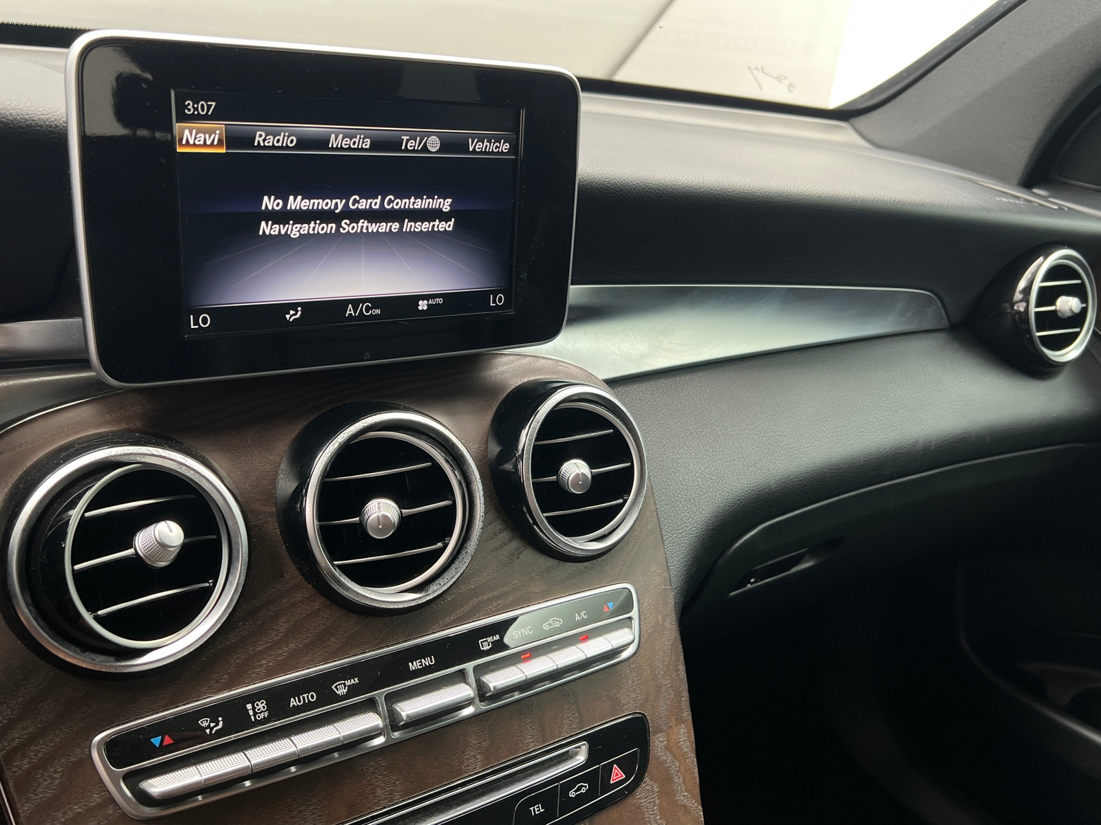 Thumbnail: 2018 Mercedes-Benz GLC - 3