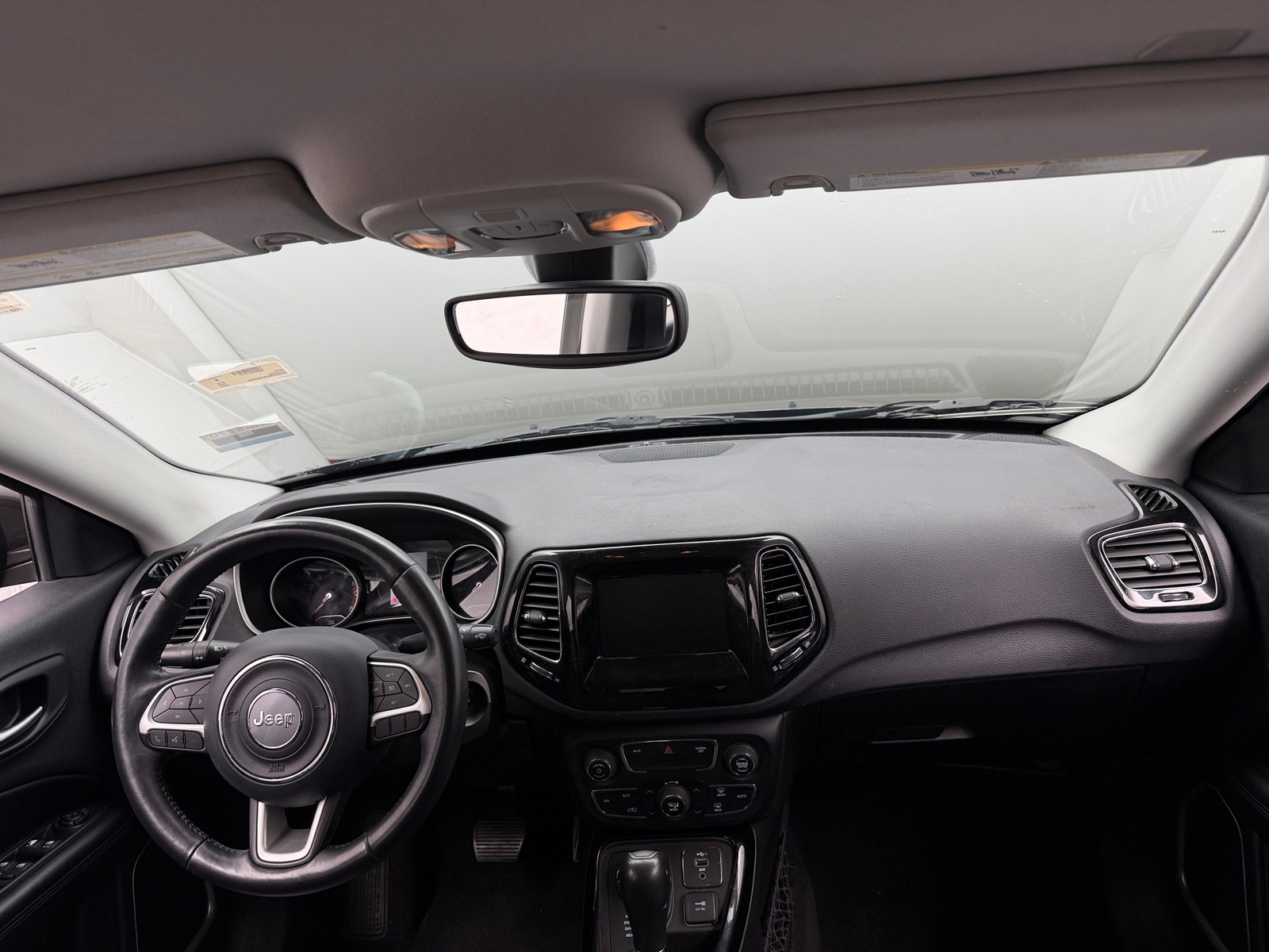 Thumbnail: 2019 Jeep Compass - 3
