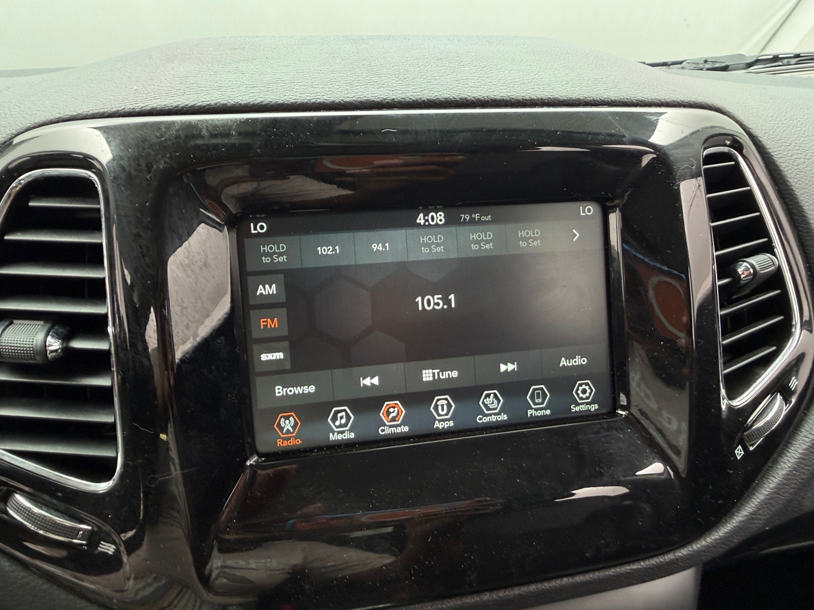 Thumbnail: 2019 Jeep Compass - 4
