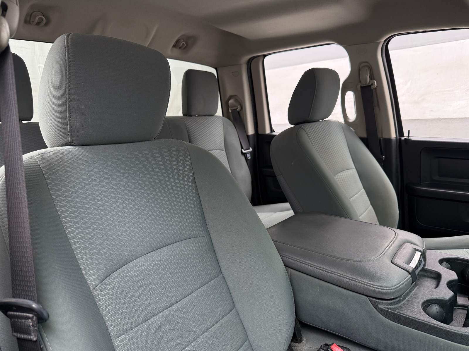 Thumbnail: 2019 RAM 1500 Classic - 2