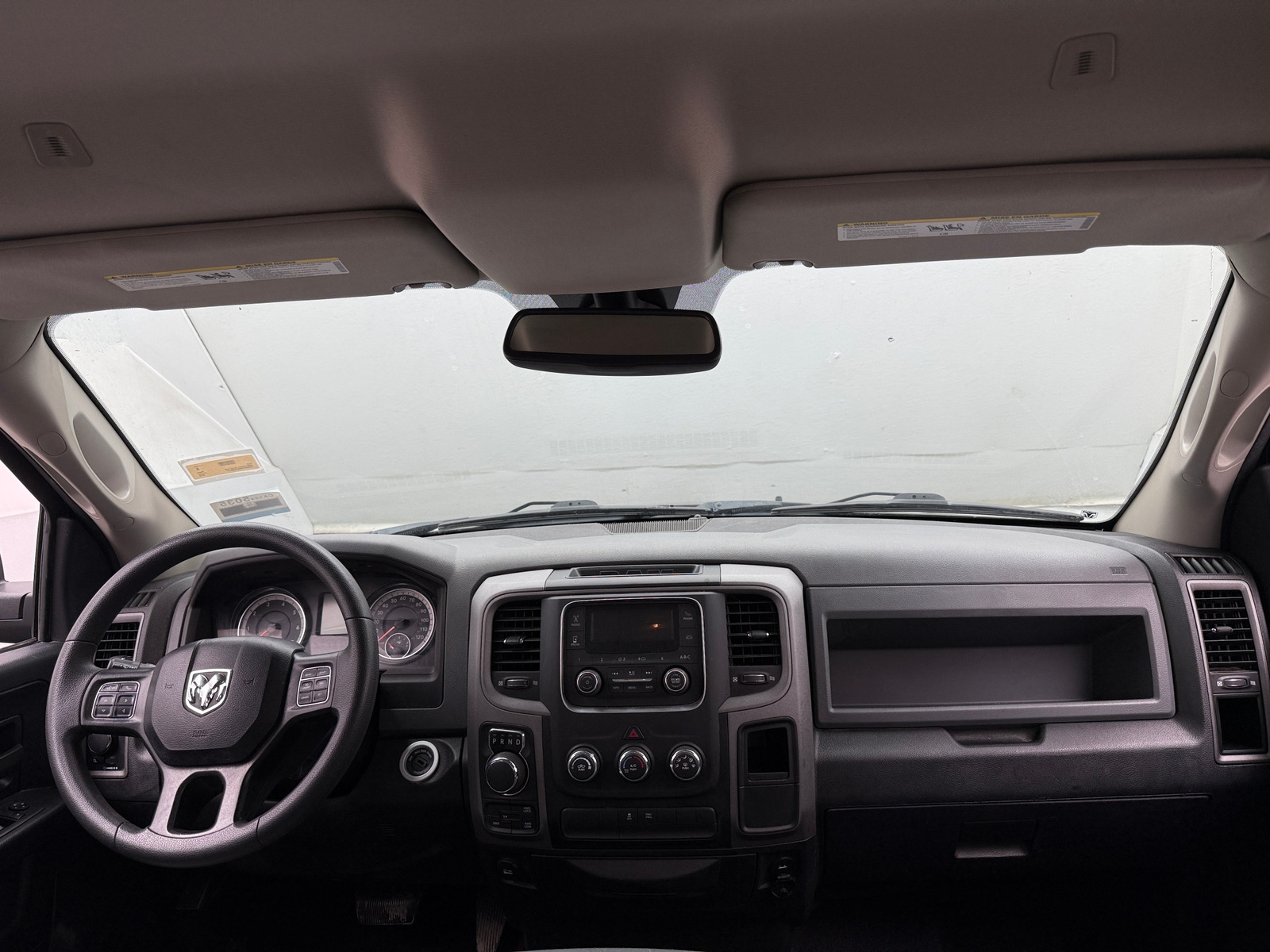 Thumbnail: 2019 RAM 1500 Classic - 3