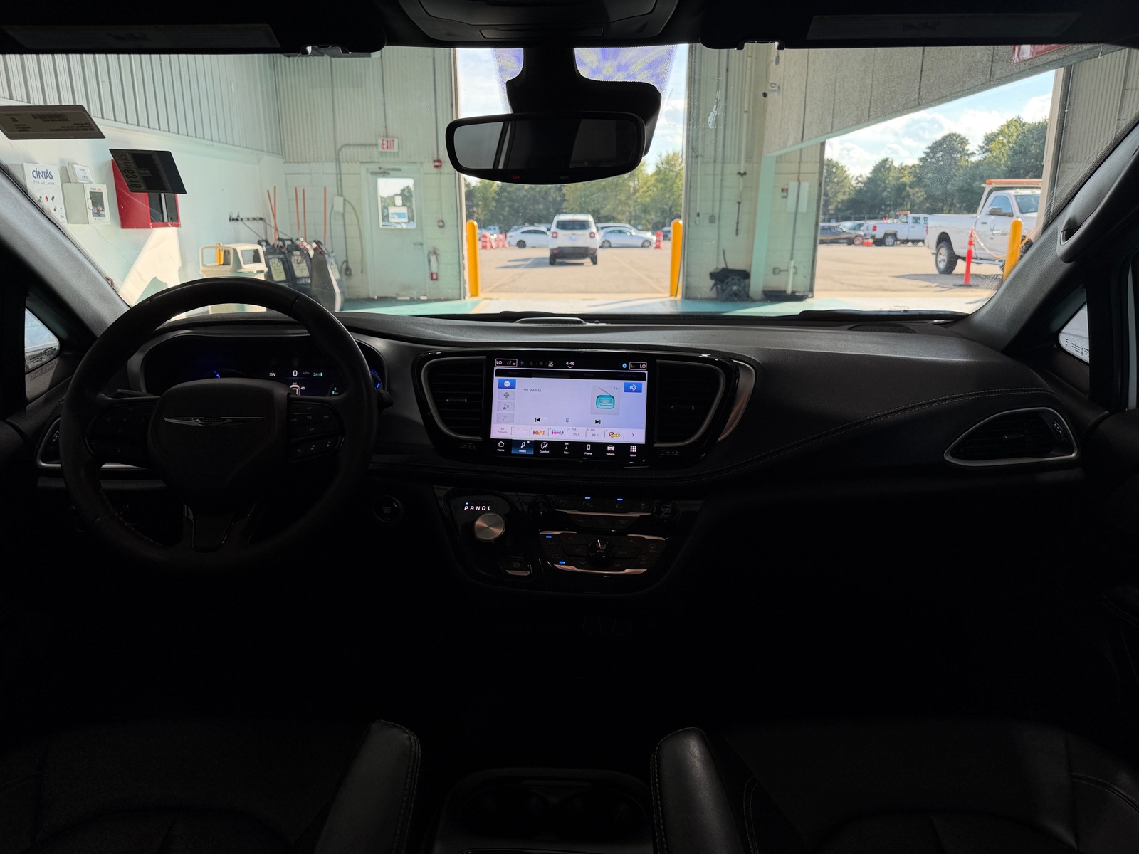 Thumbnail: 2024 Chrysler Pacifica - 2