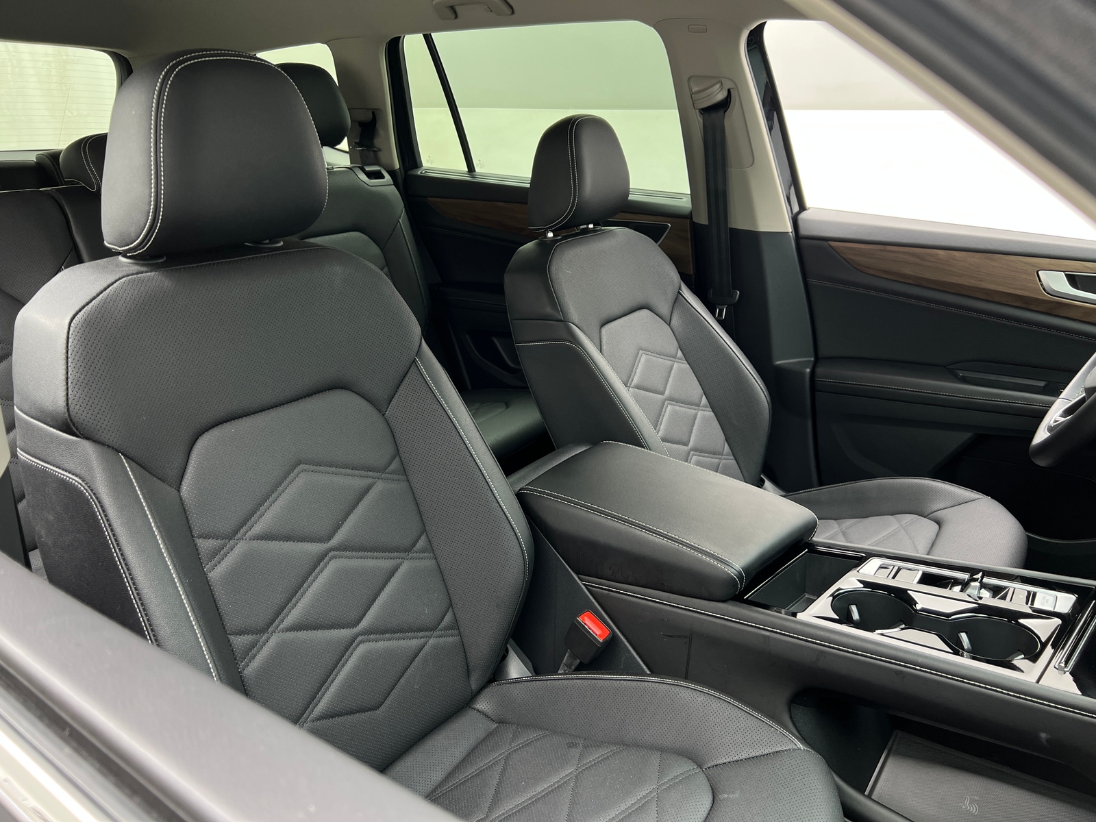 Thumbnail: 2026 Volkswagen Atlas - 2