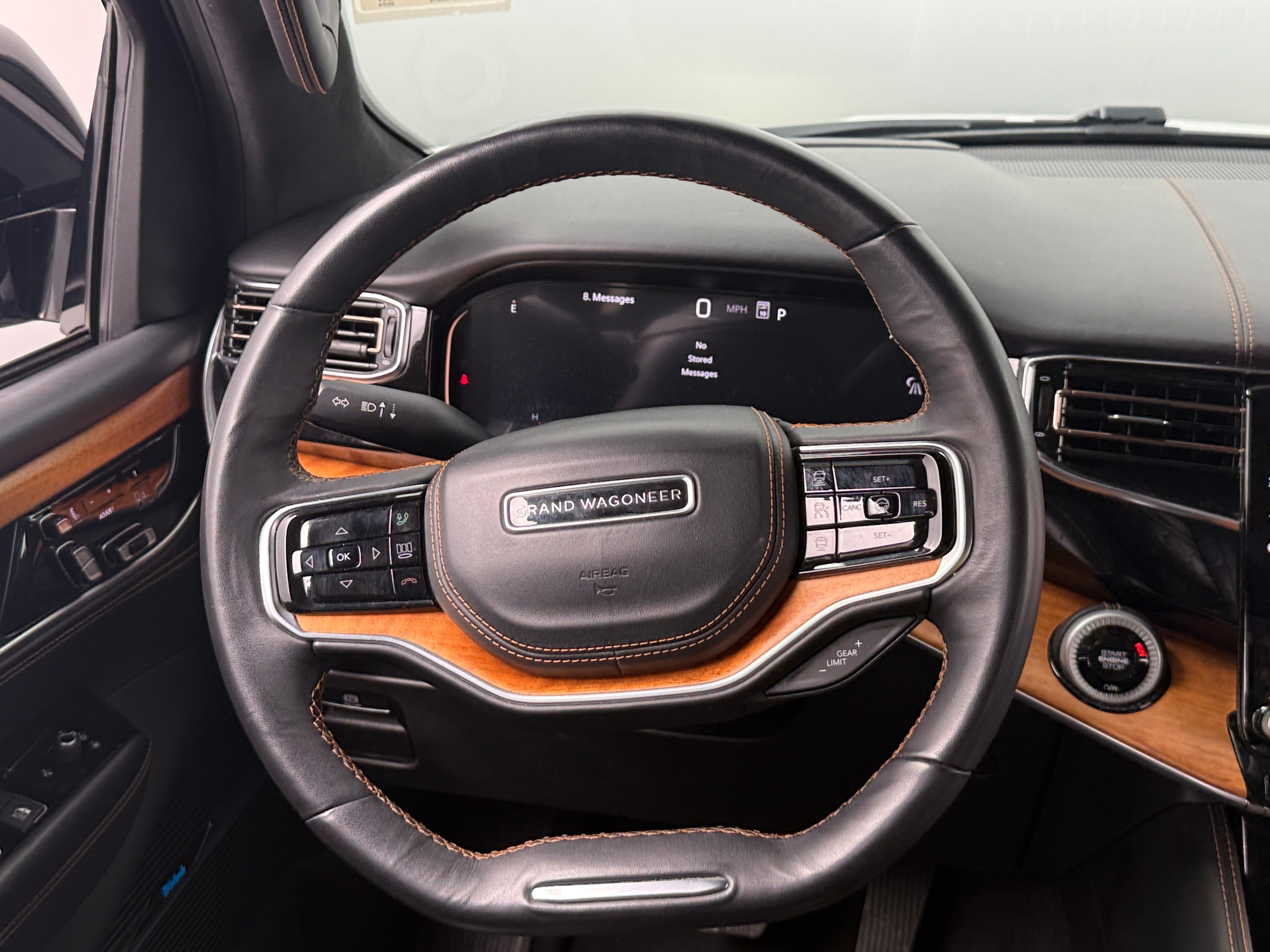 2024 Jeep Grand Wagoneer L