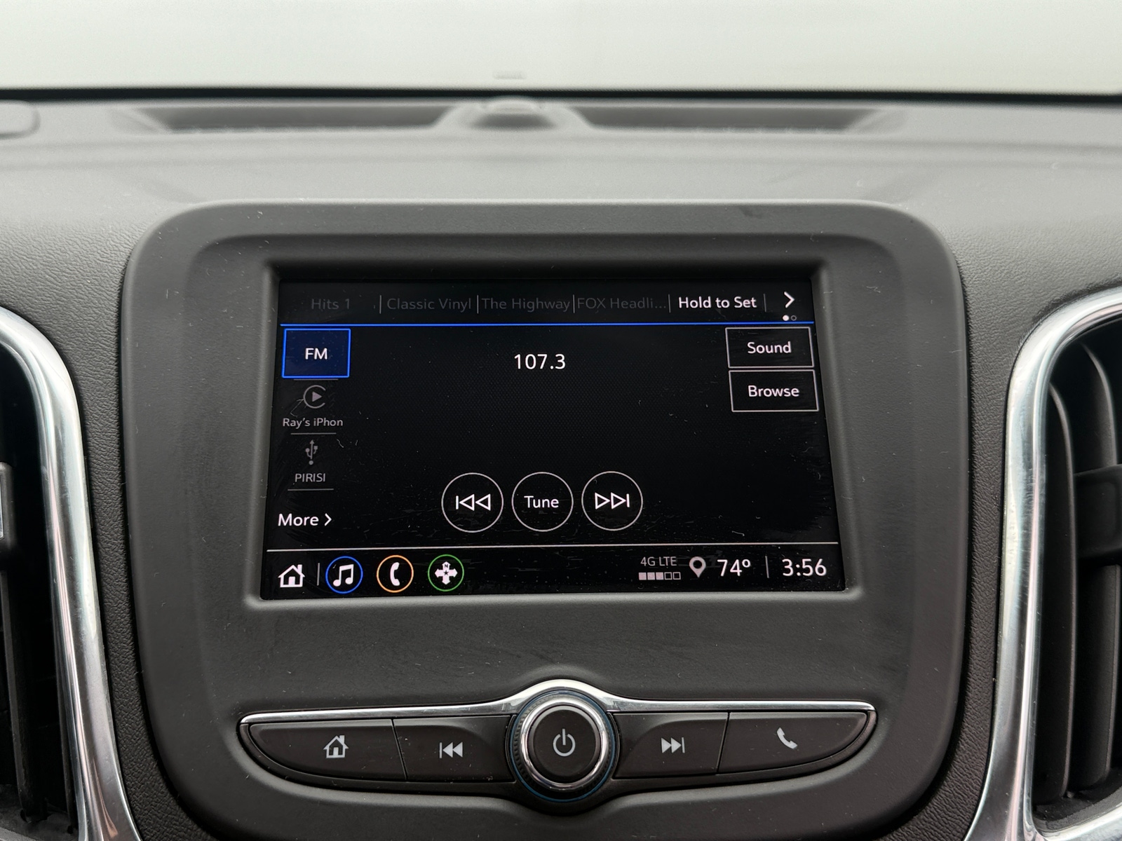Thumbnail: 2024 Chevrolet Equinox - 4