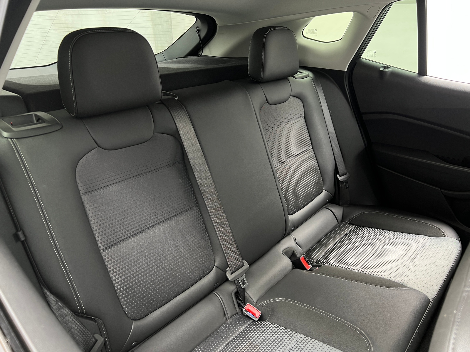 Thumbnail: 2025 Chevrolet Trax - 5