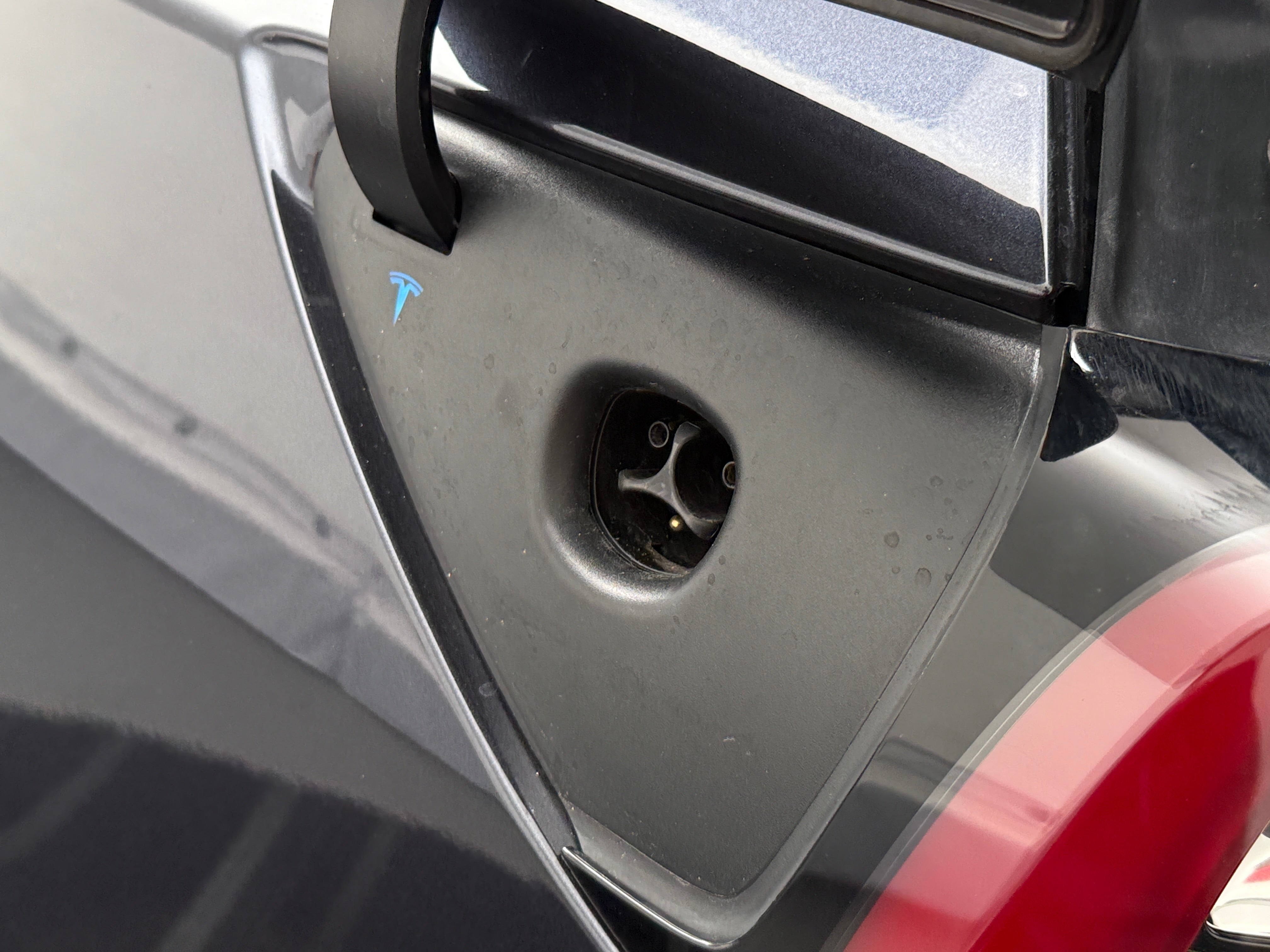 Used 2024 Tesla Model Y Long Range with VIN 7SAYGDEE8RA248716 for sale in Auburn, WA