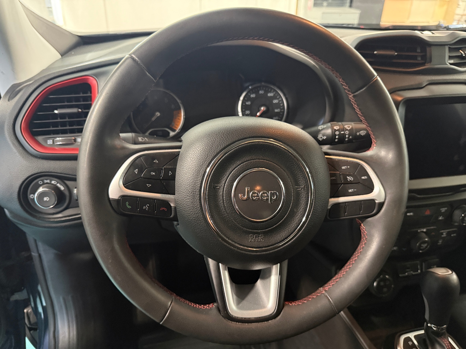 Thumbnail: 2023 Jeep Renegade - 5