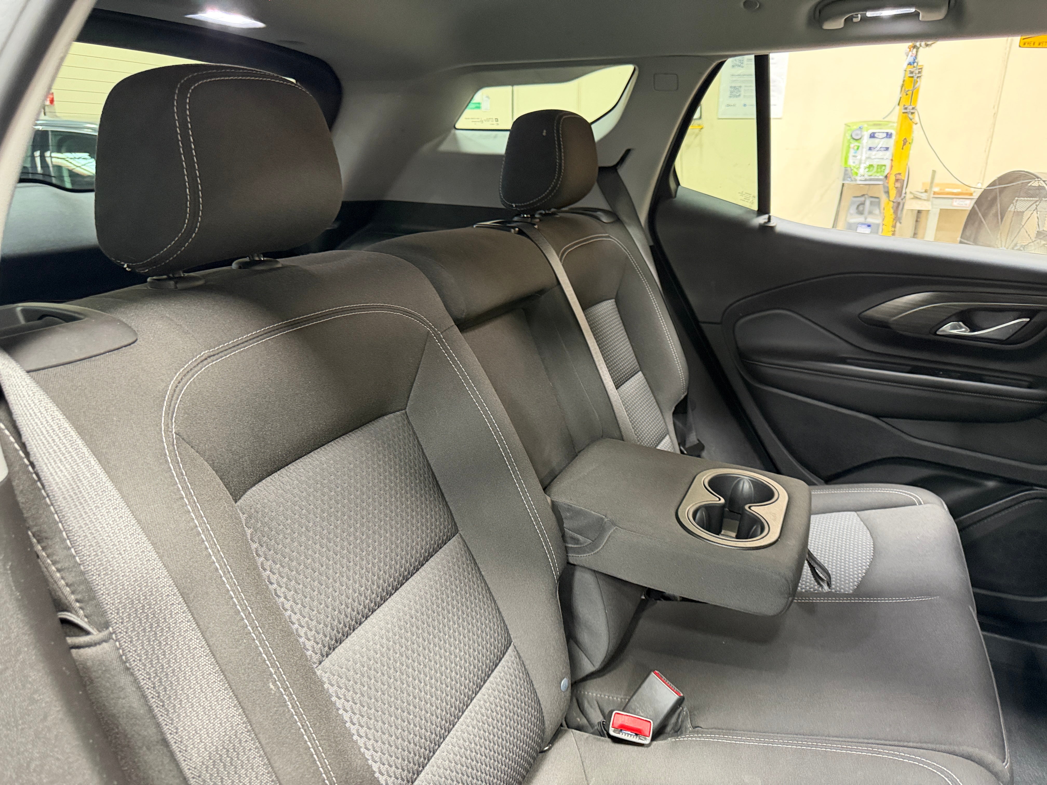 2024 GMC Terrain SLE - Photo 4