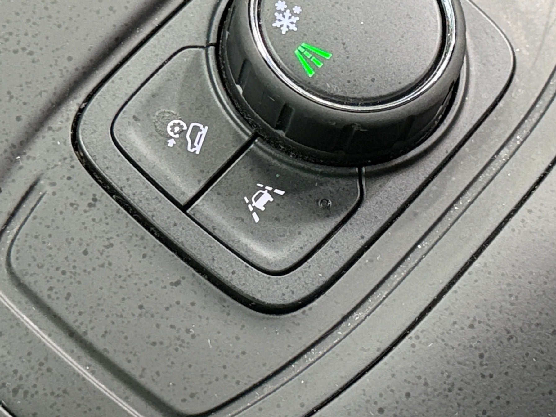 2024 GMC Terrain SLE - Photo 11