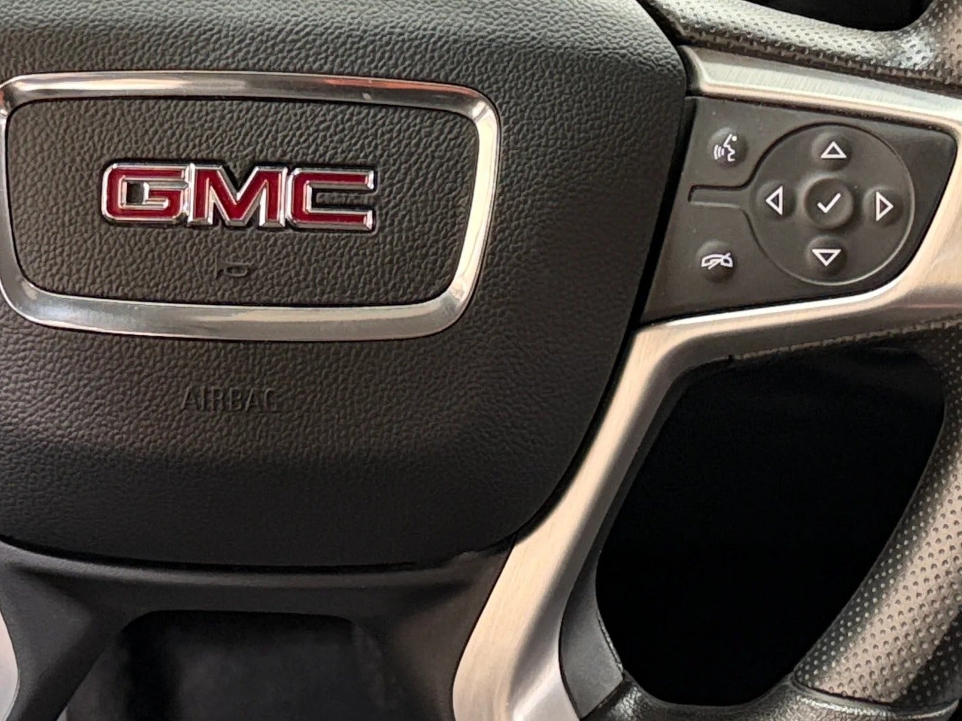2024 GMC Terrain SLE - Photo 16