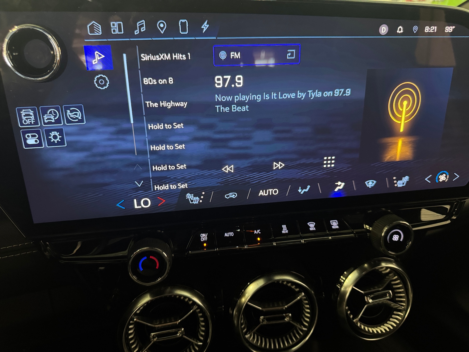 Thumbnail: 2024 Chevrolet Blazer EV - 3
