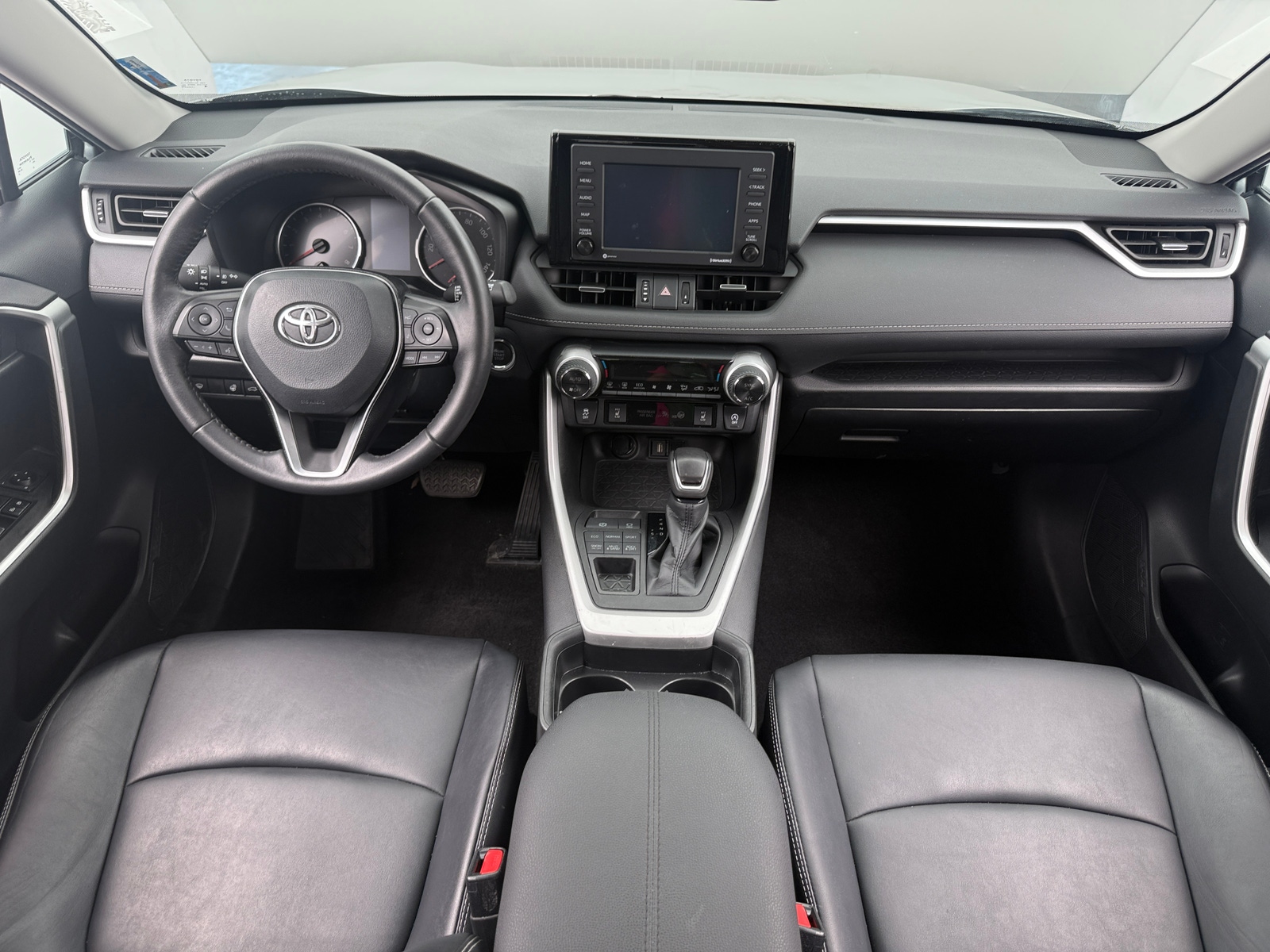 Thumbnail: 2021 Toyota RAV4 - 3