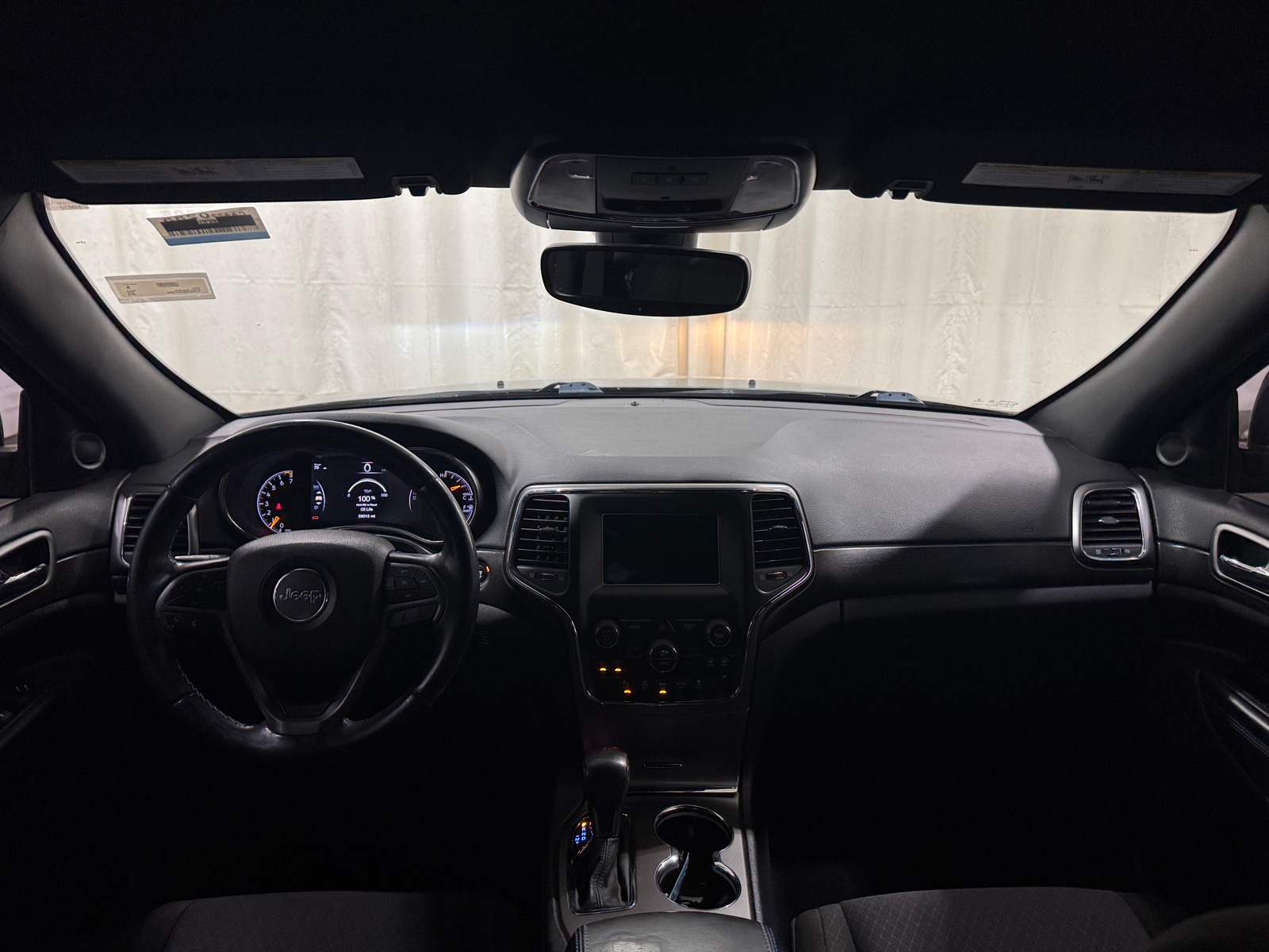 Thumbnail: 2018 Jeep Grand Cherokee - 3