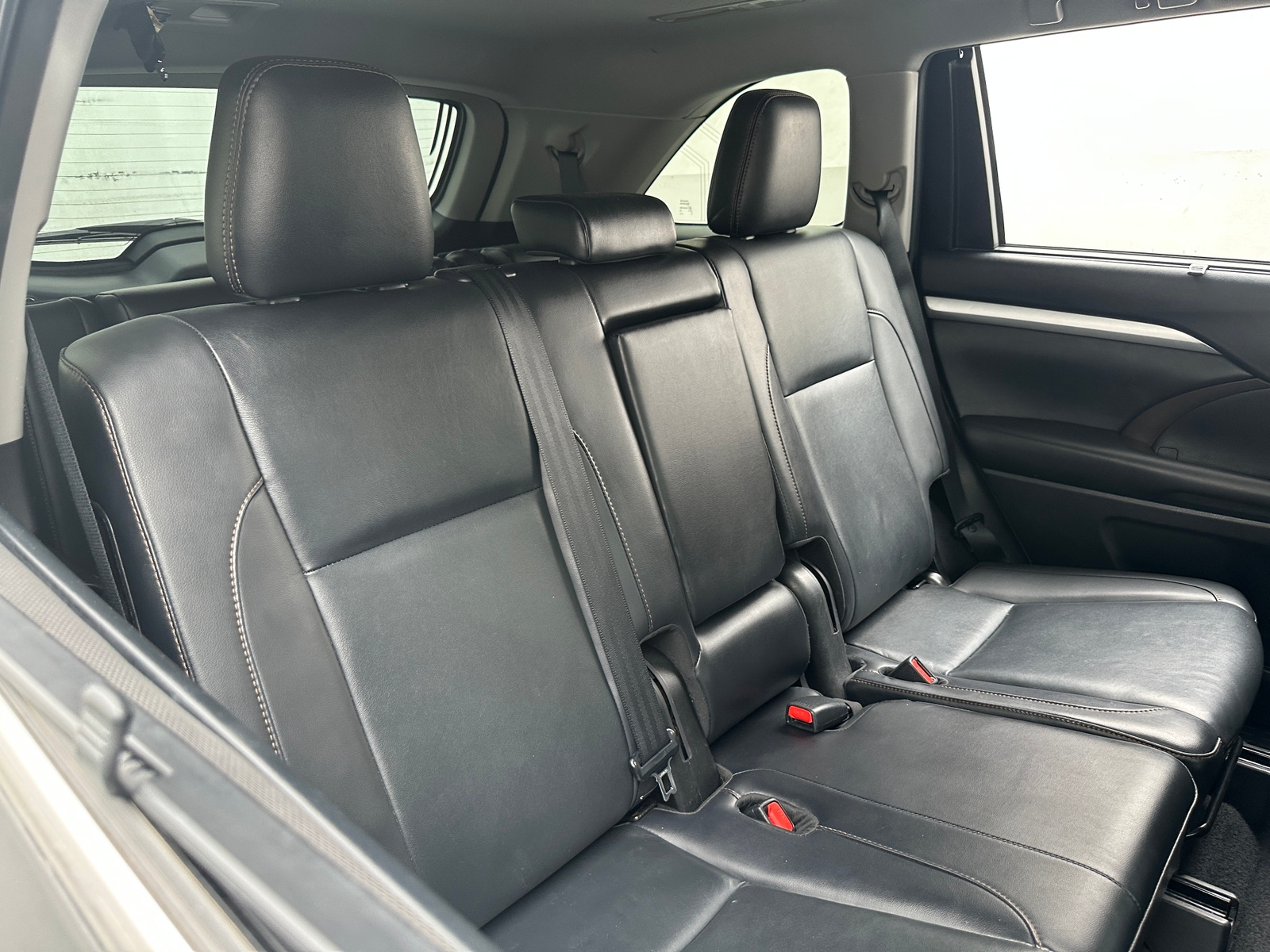 Thumbnail: 2019 Toyota Highlander - 5