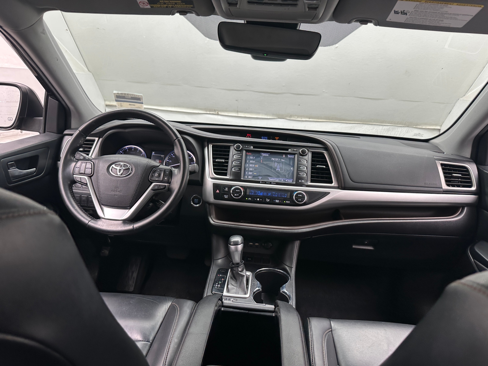 Thumbnail: 2019 Toyota Highlander - 2