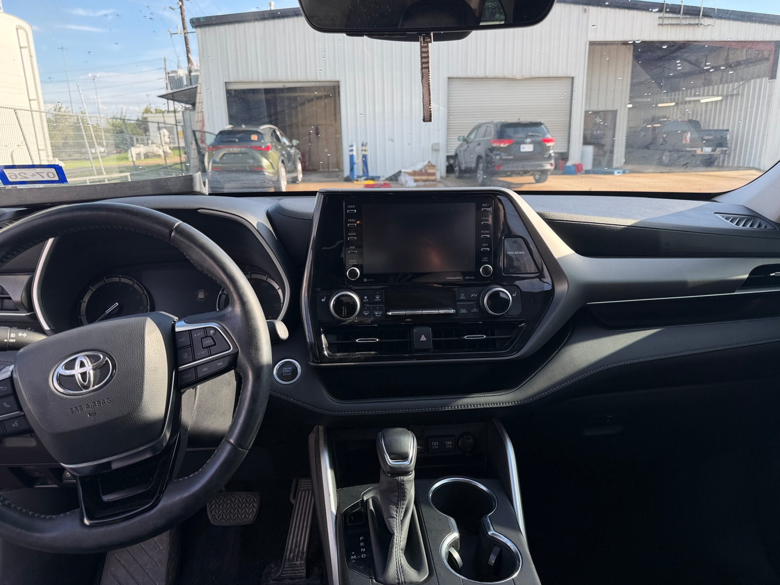 Thumbnail: 2020 Toyota Highlander - 2