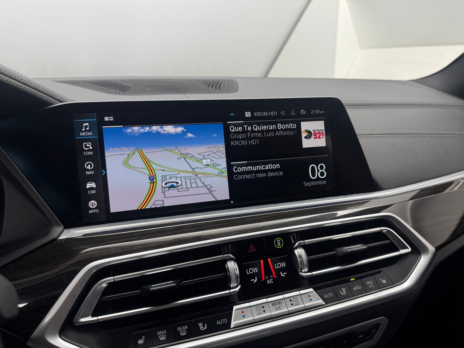 Thumbnail: 2023 BMW X5 - 4