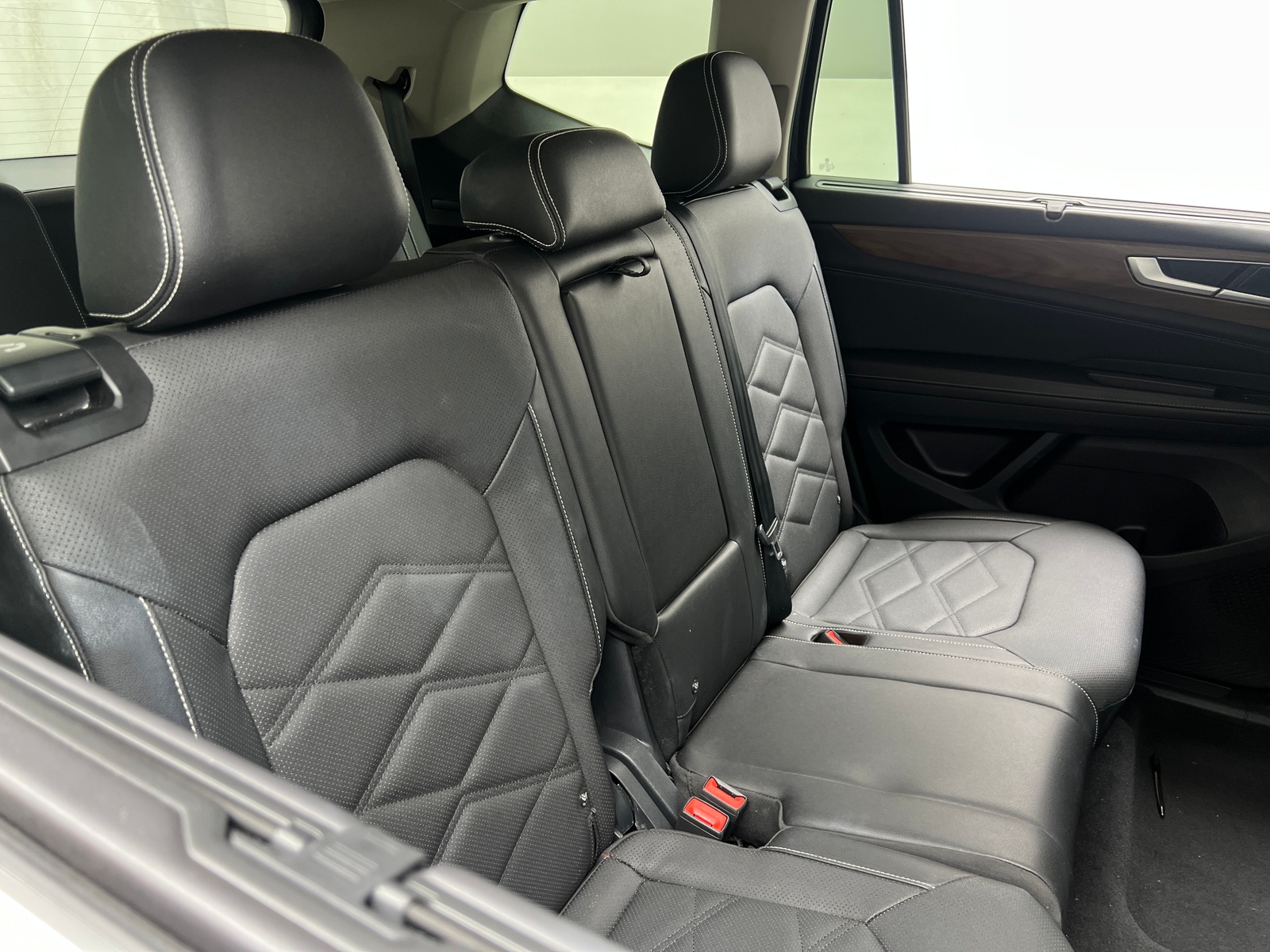 Thumbnail: 2026 Volkswagen Atlas - 5