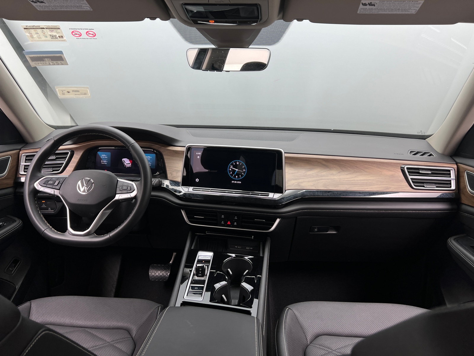 Thumbnail: 2026 Volkswagen Atlas - 2