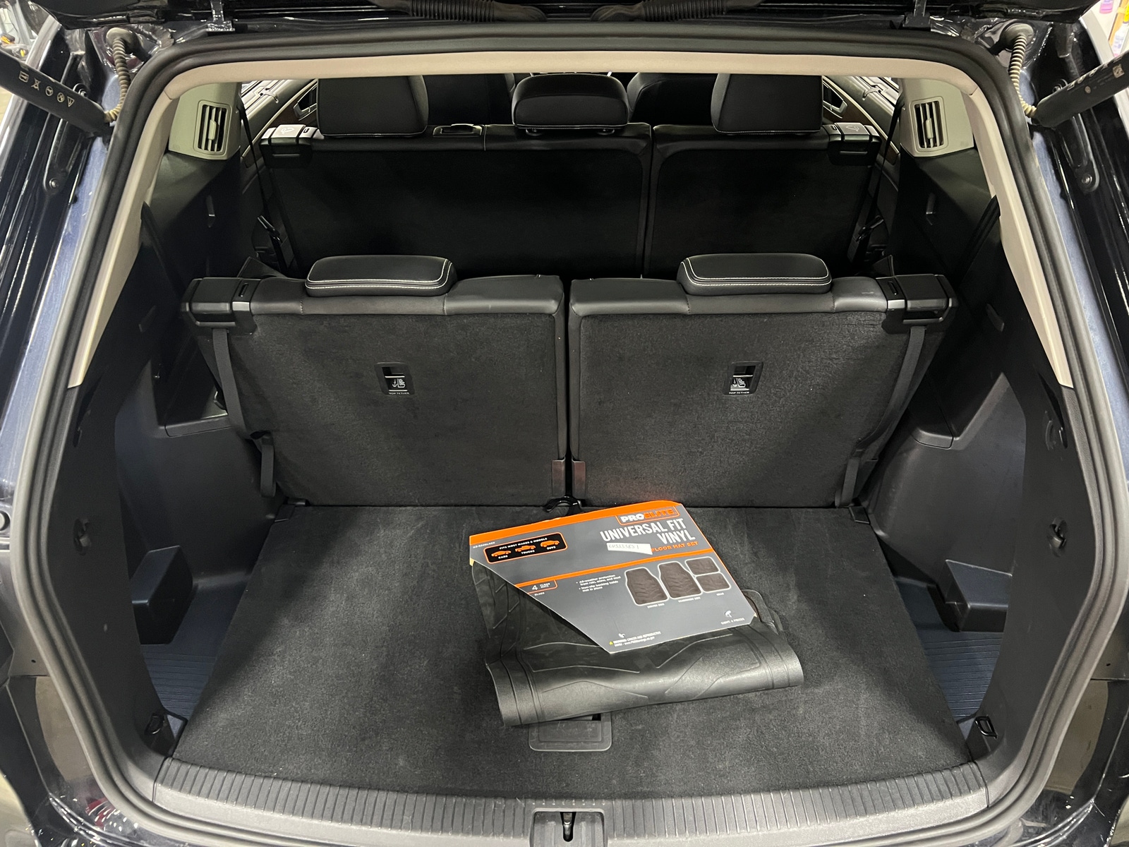 Thumbnail: 2026 Volkswagen Atlas - 6