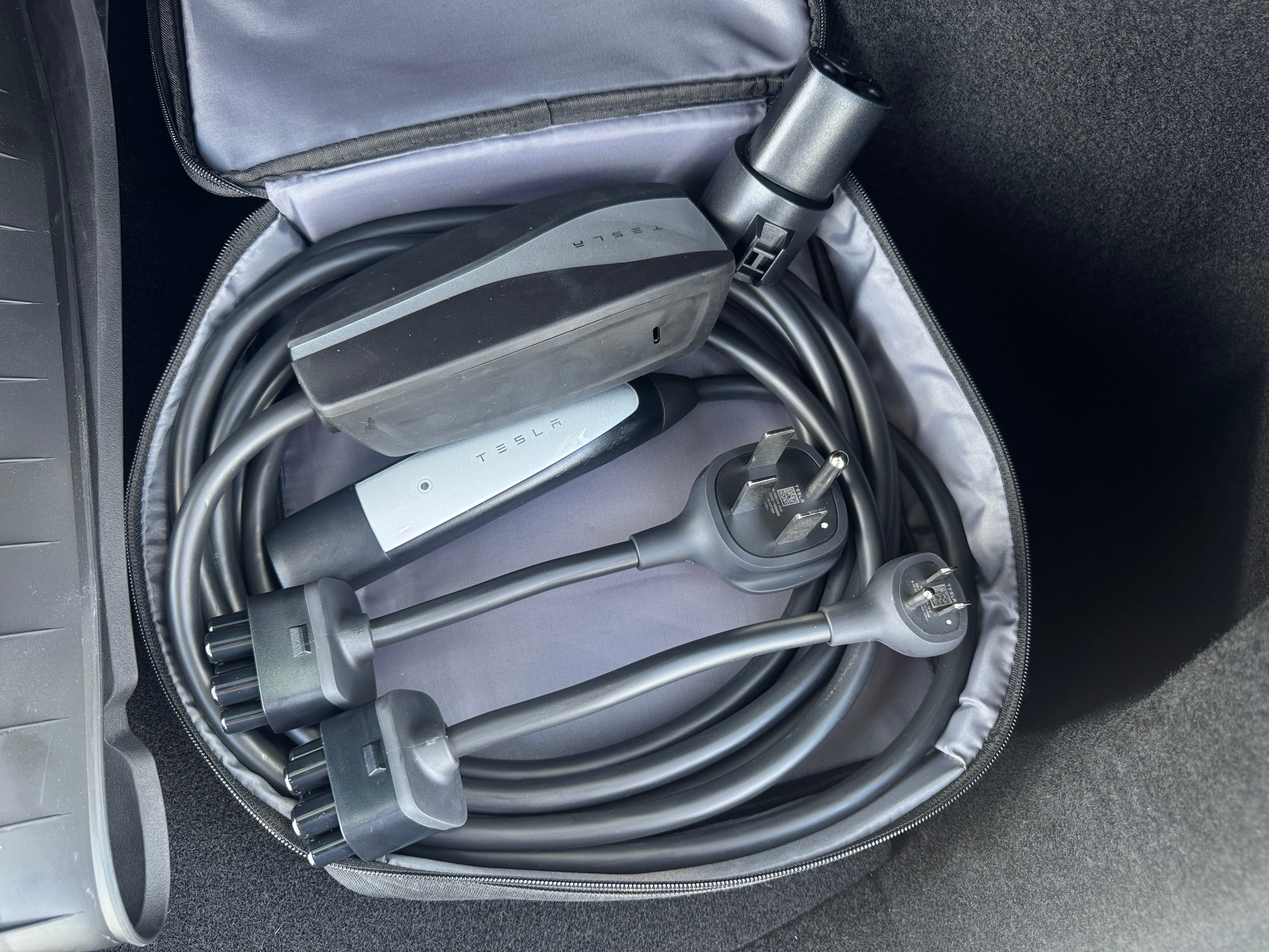Used 2024 Tesla Model Y Long Range with VIN 7SAYGDEE6RA290298 for sale in Auburn, WA