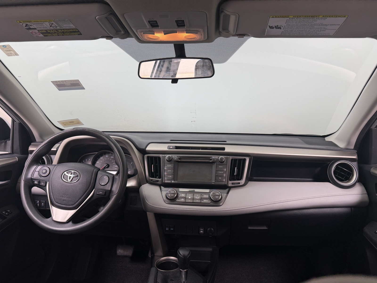 Thumbnail: 2015 Toyota RAV4 - 3