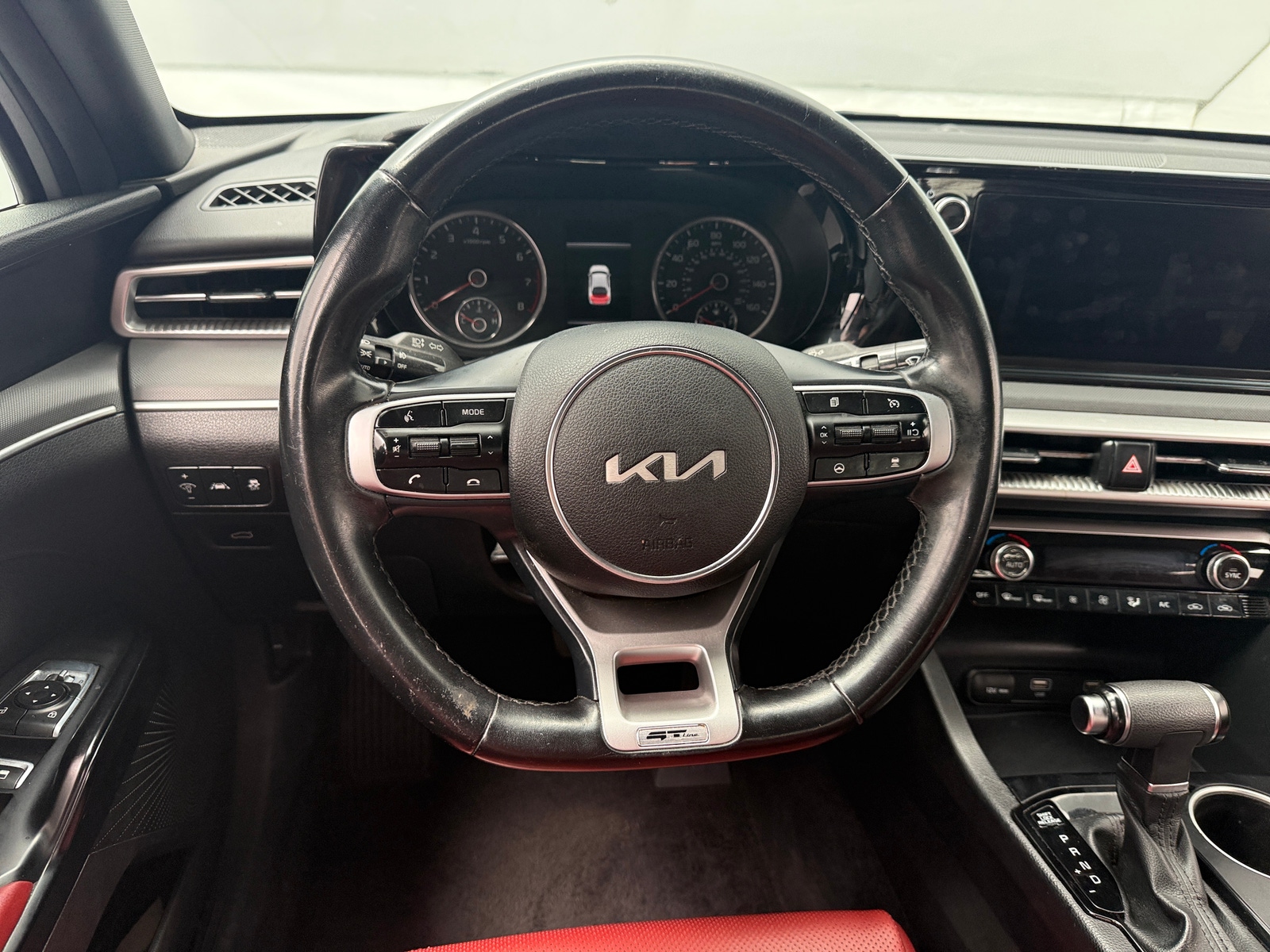 Thumbnail: 2023 Kia K5 - 4