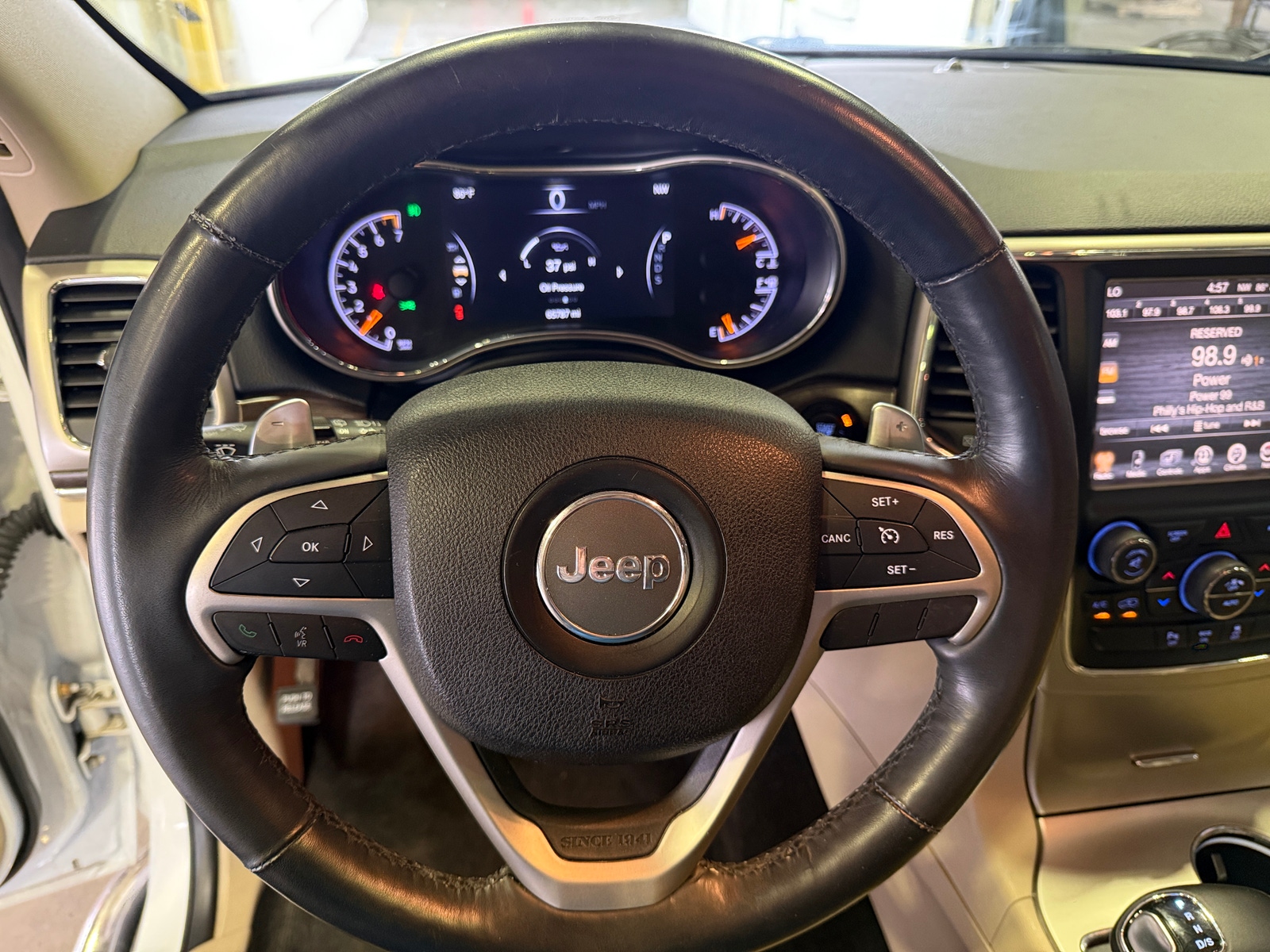 Thumbnail: 2015 Jeep Grand Cherokee - 4