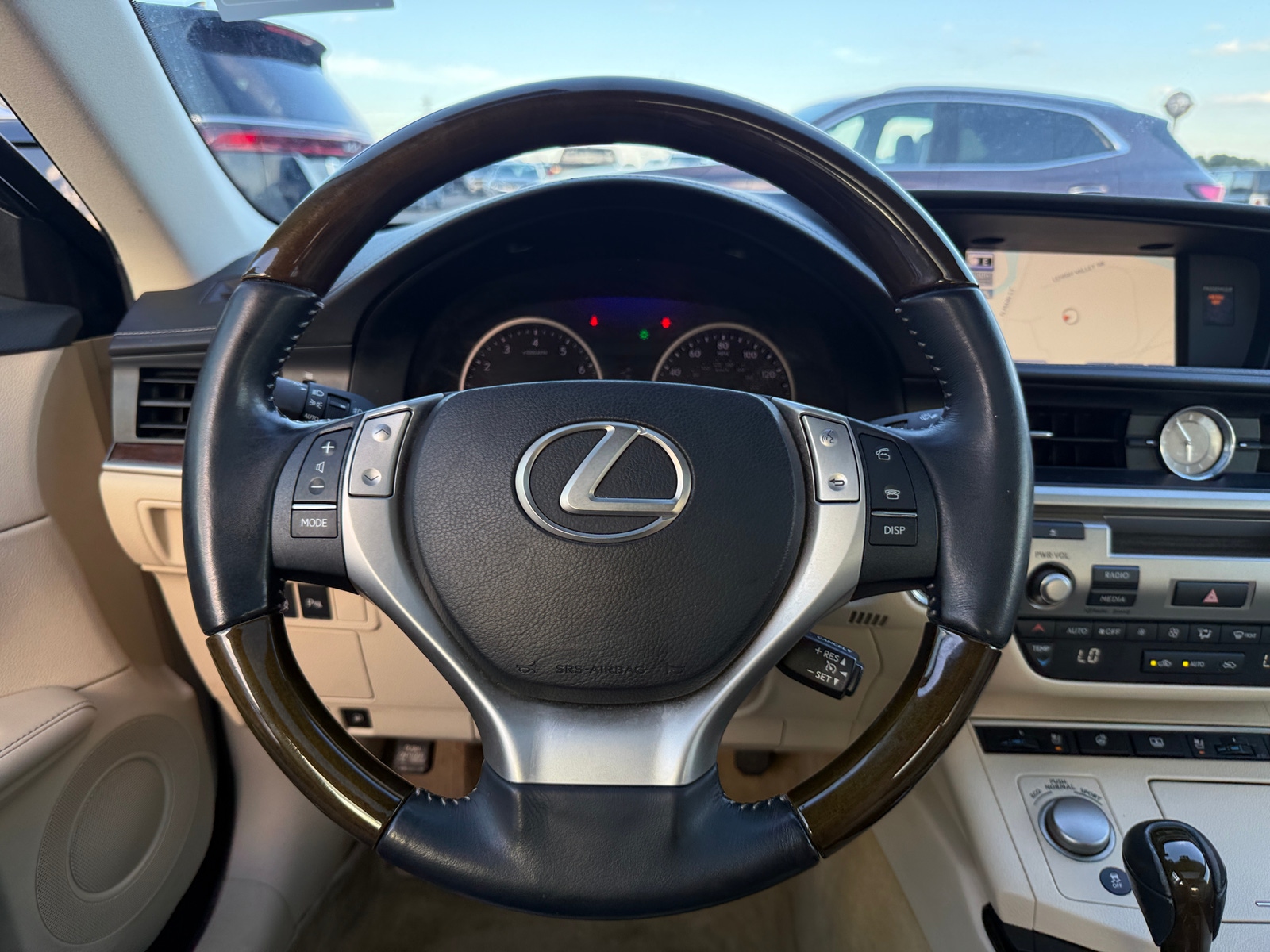Thumbnail: 2014 Lexus ES - 5