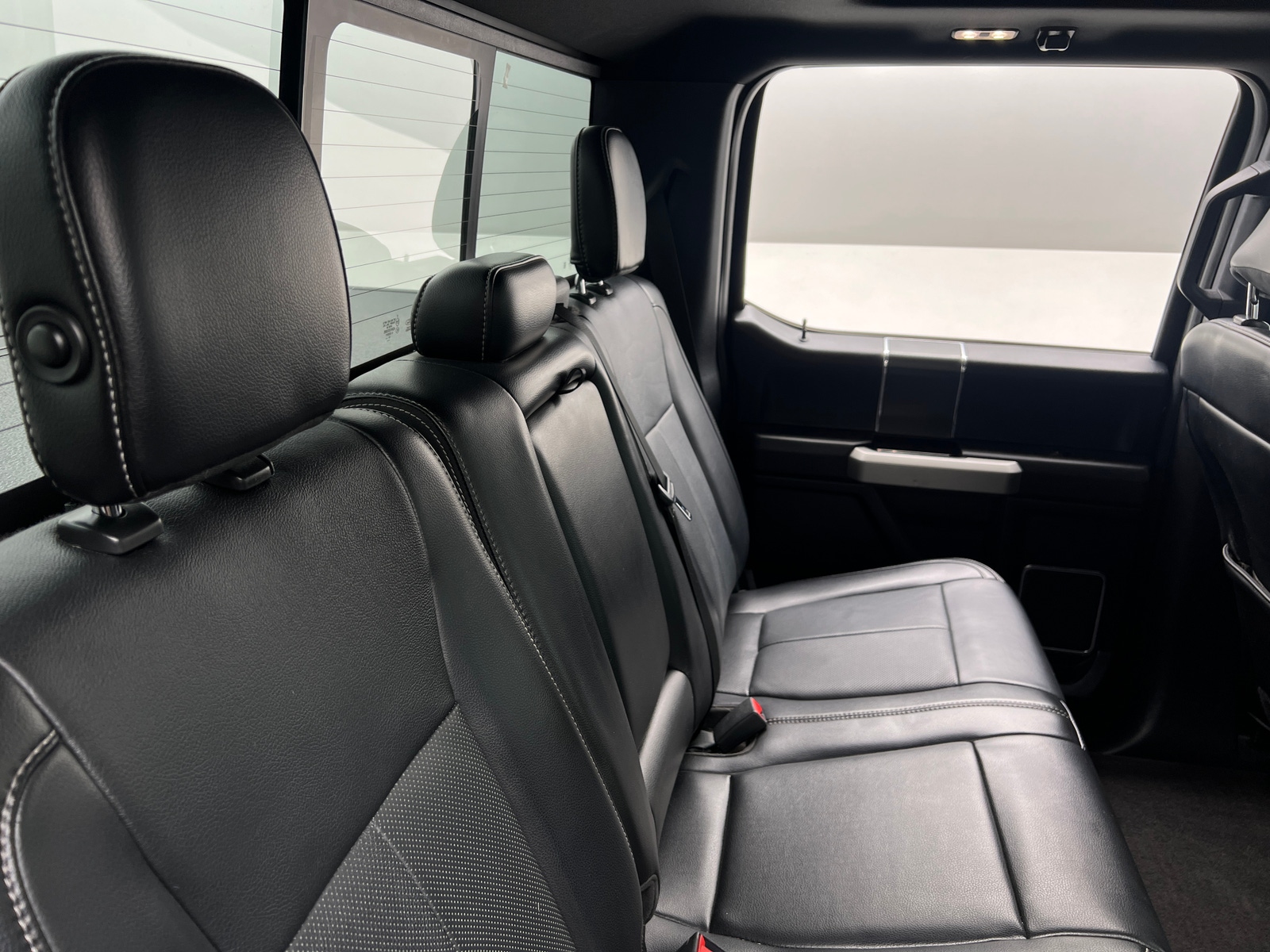 Thumbnail: 2019 Ford Econoline - 5