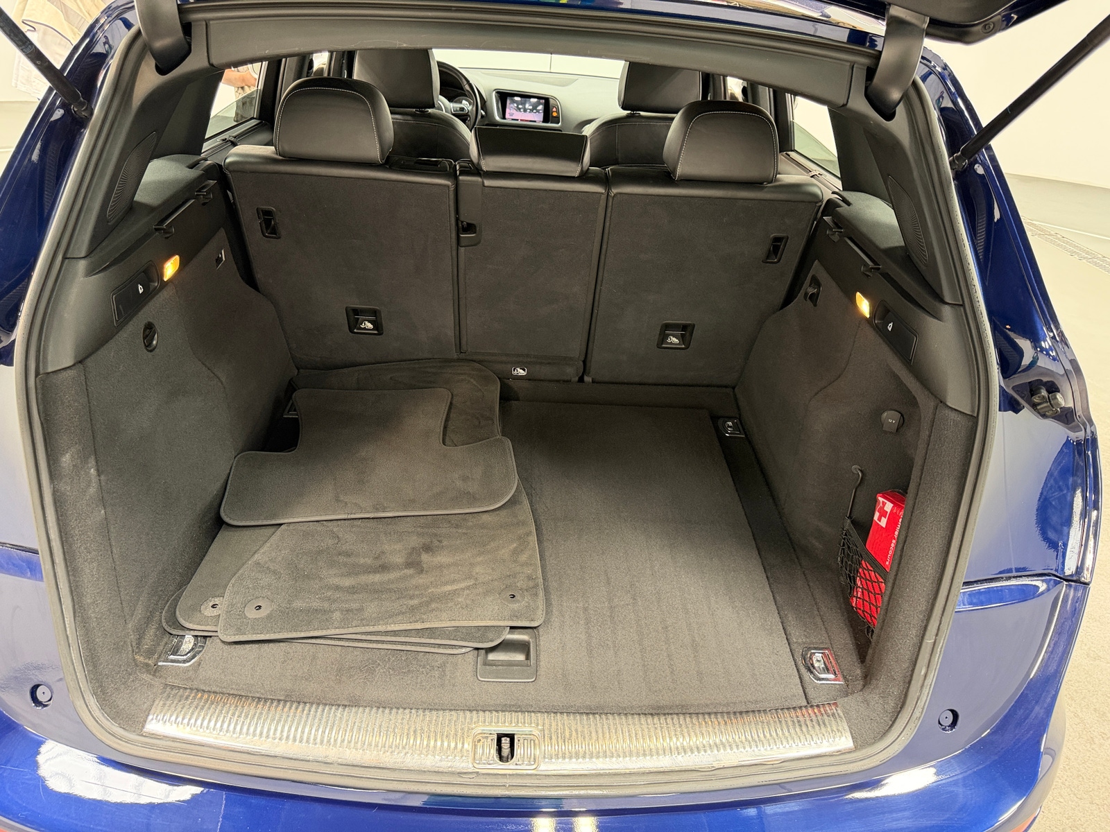 Thumbnail: 2014 Audi SQ5 - 6