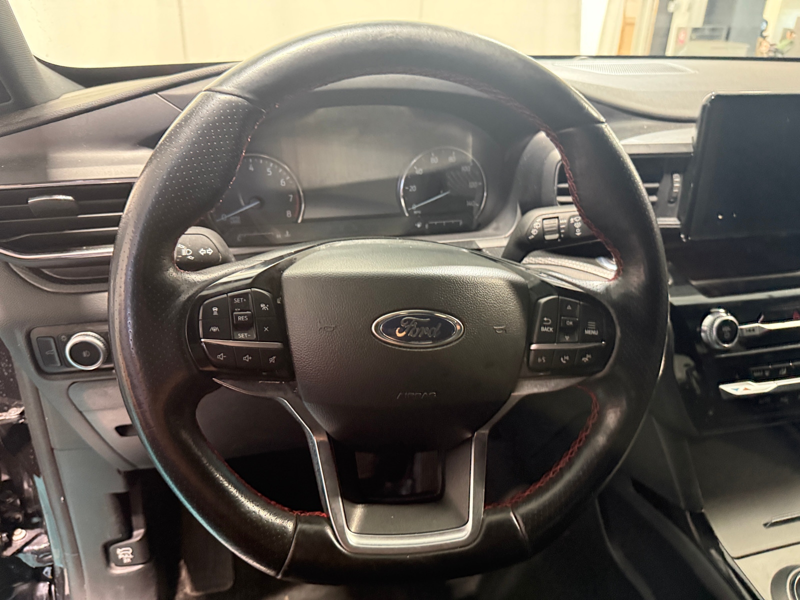 Thumbnail: 2023 Ford Explorer - 4