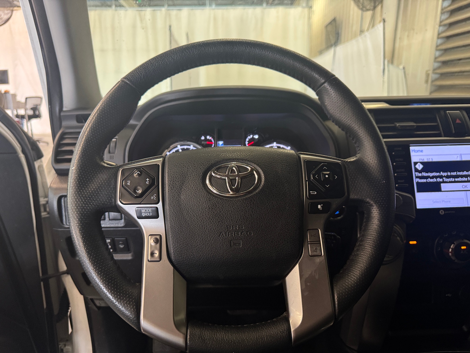 Thumbnail: 2022 Toyota 4Runner - 4