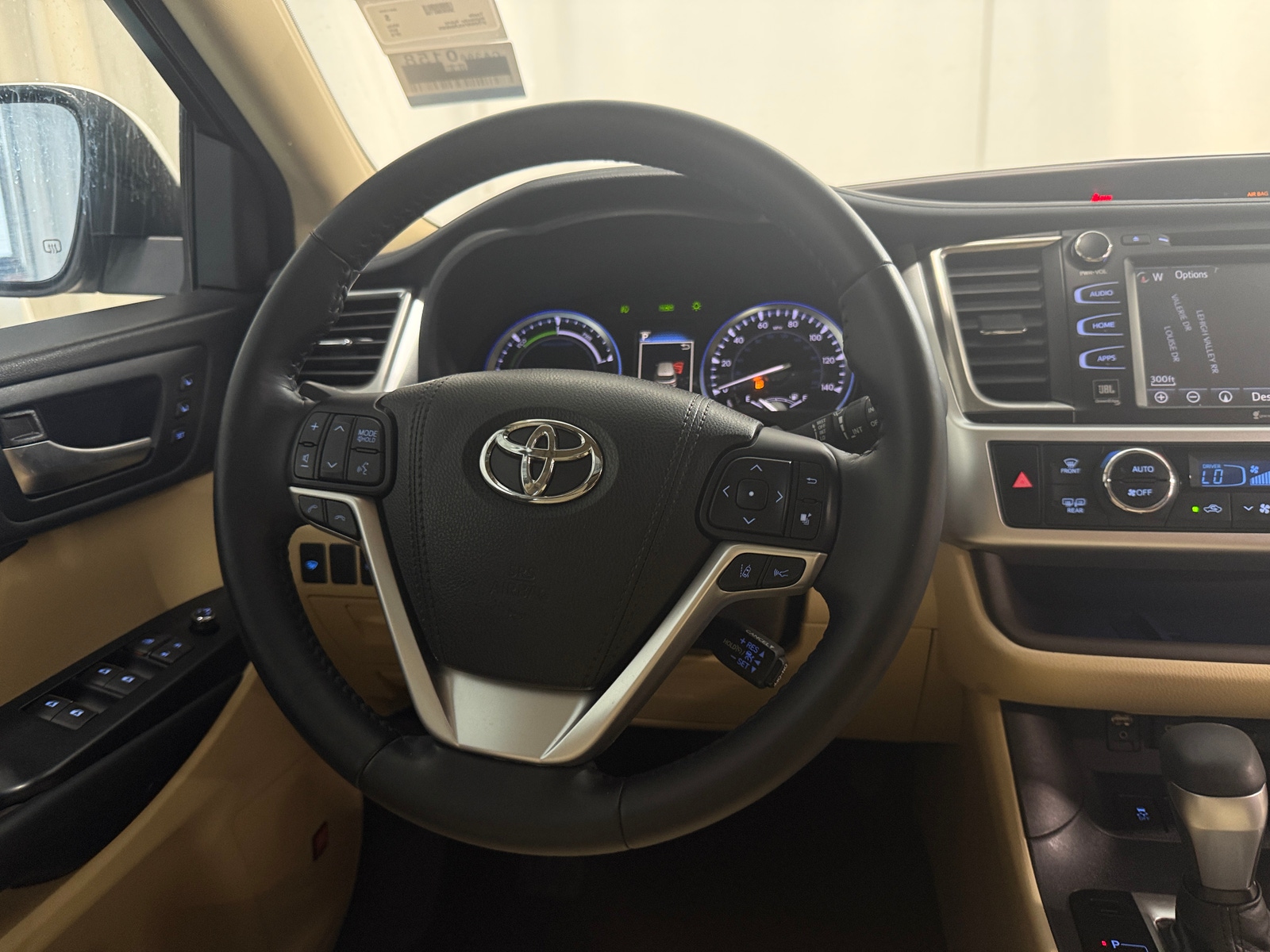 Thumbnail: 2018 Toyota Highlander - 5