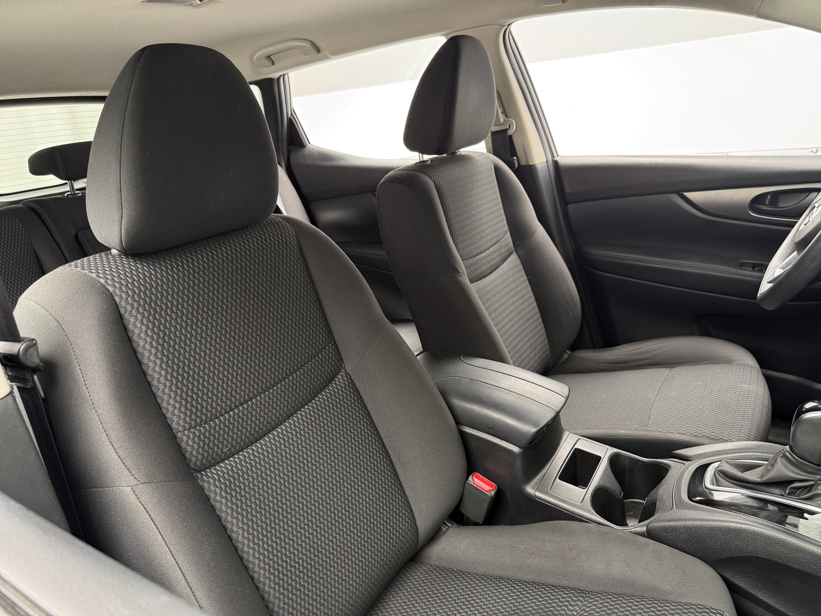 Thumbnail: 2019 Nissan Rogue Sport - 2