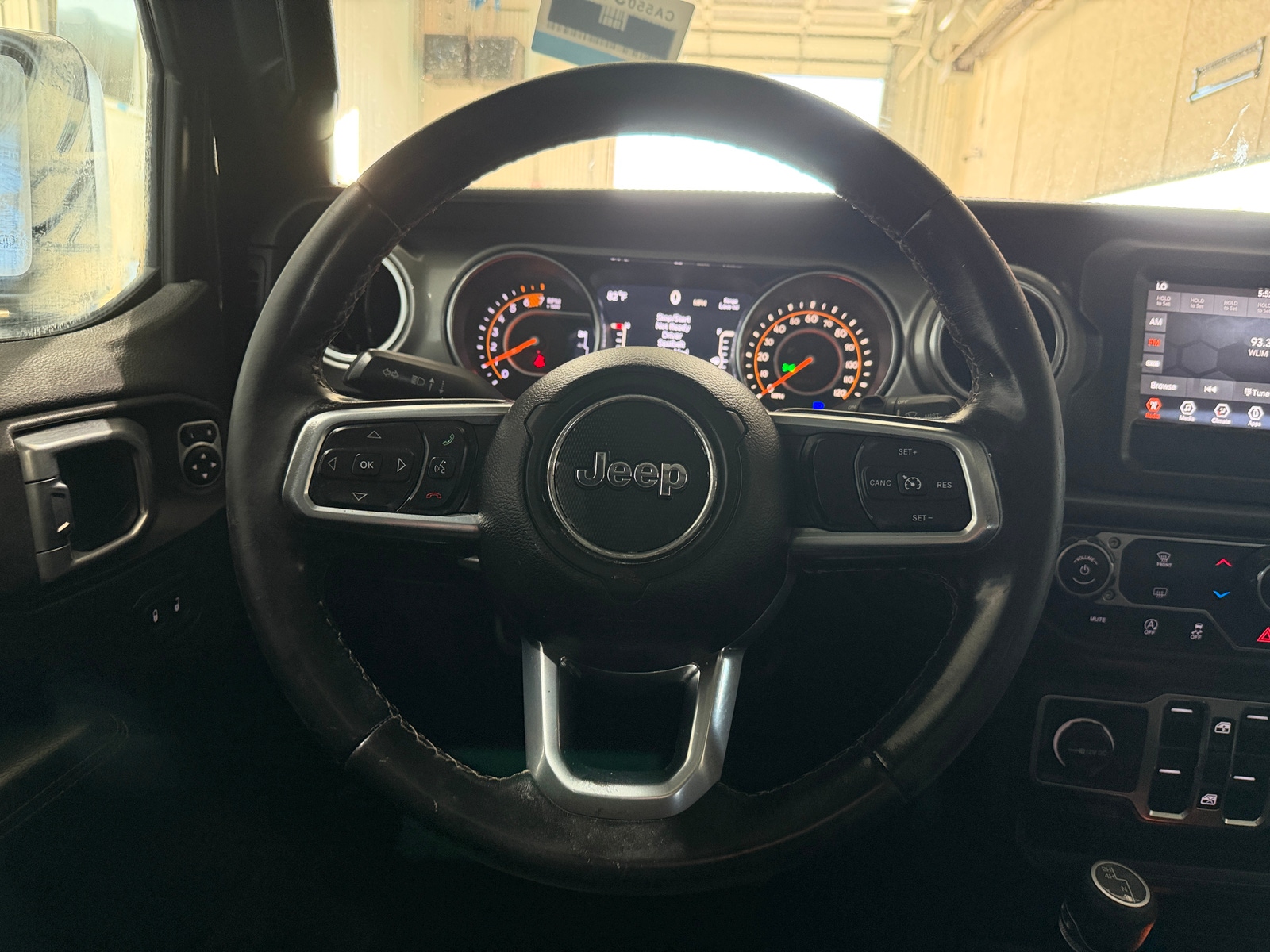 Thumbnail: 2020 Jeep Wrangler - 5