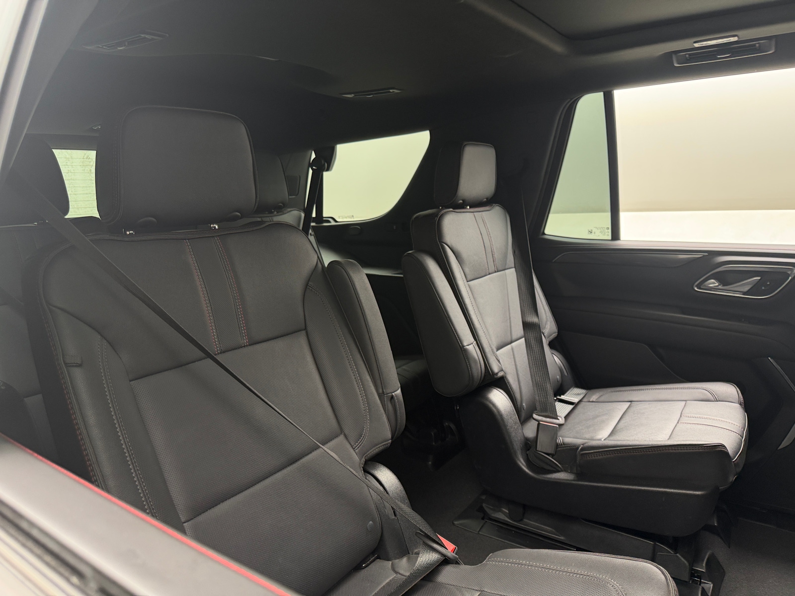 Thumbnail: 2023 Chevrolet Tahoe - 5
