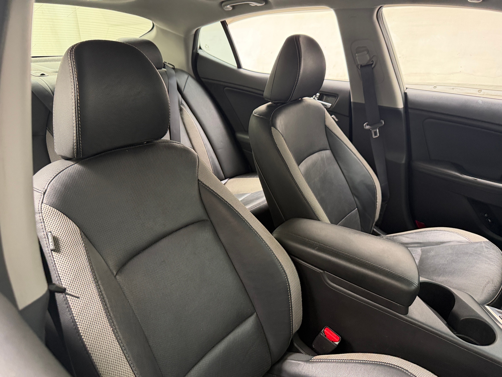 Thumbnail: 2012 Kia Optima - 2