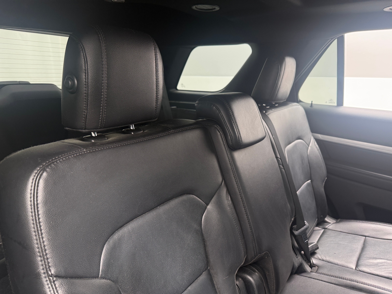 Thumbnail: 2017 Ford Explorer - 5