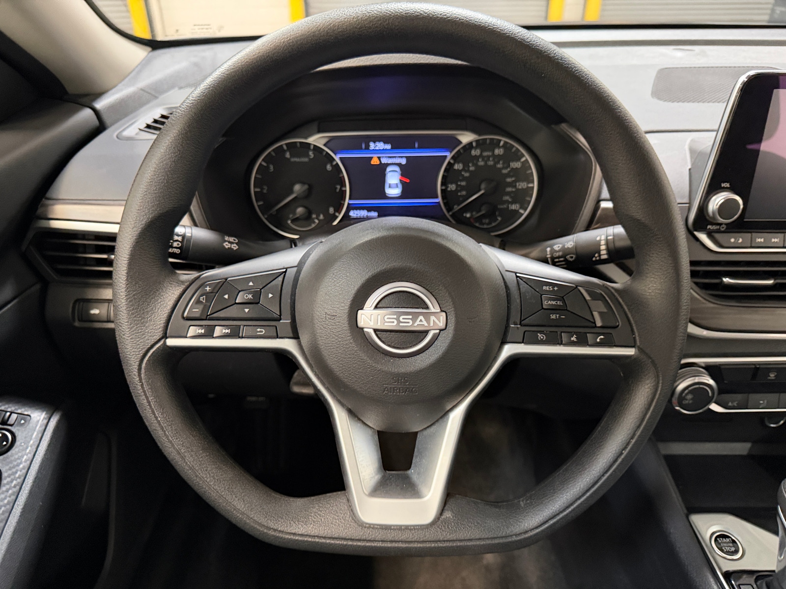 Thumbnail: 2025 Nissan Altima - 5