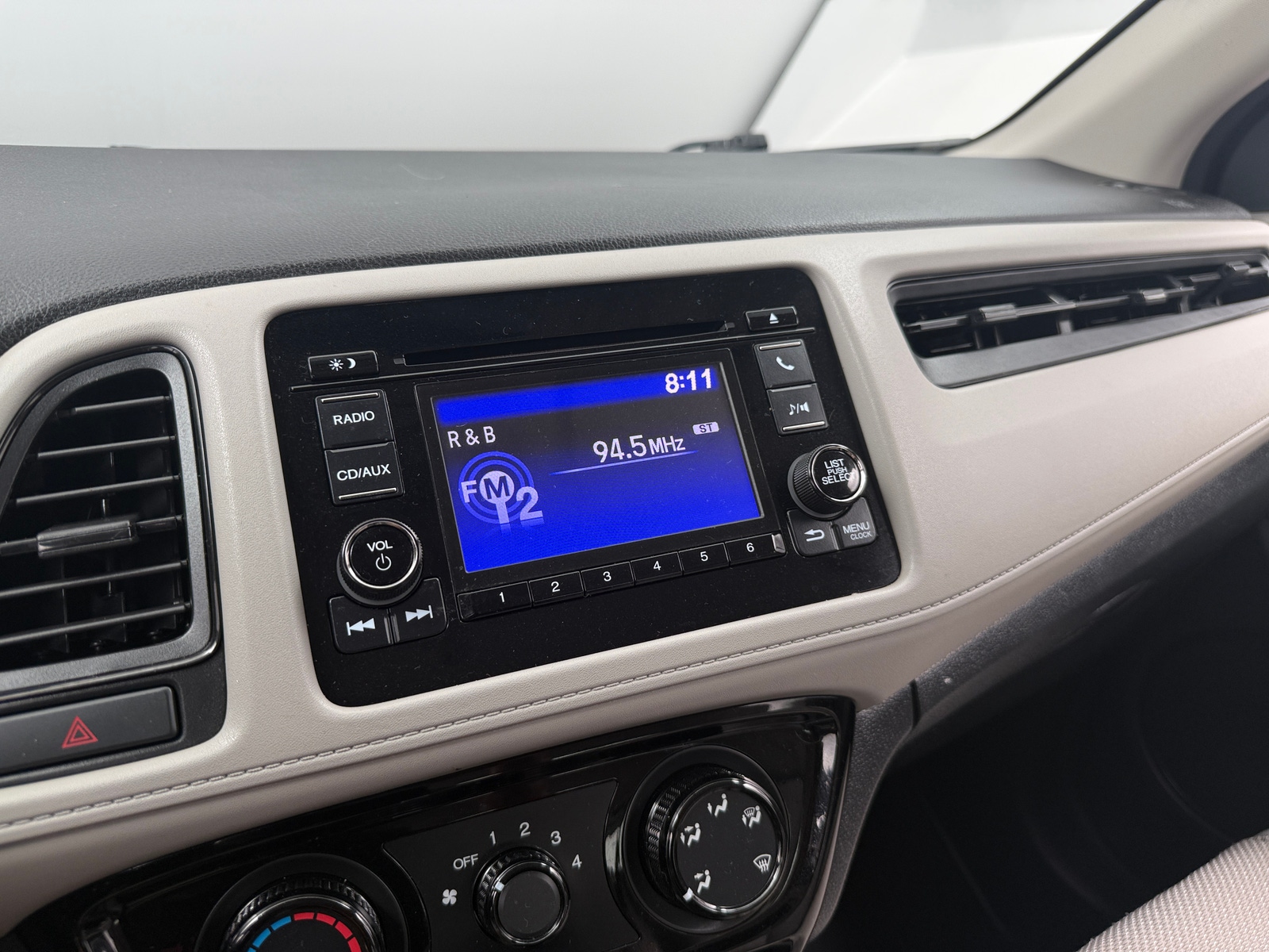 Thumbnail: 2017 Honda HR-V - 4