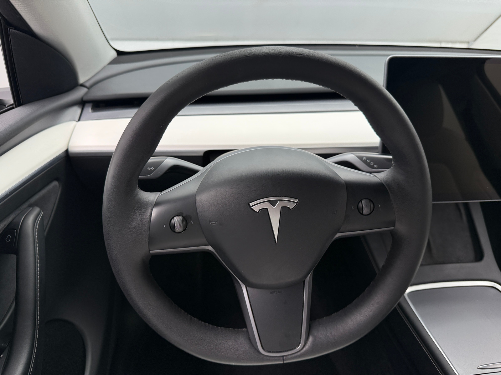 Thumbnail: 2023 Tesla Model Y - 4