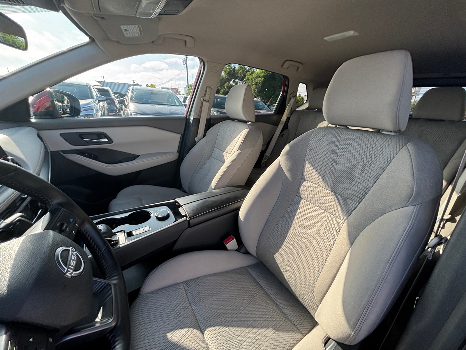 Thumbnail: 2025 Nissan Rogue - 2