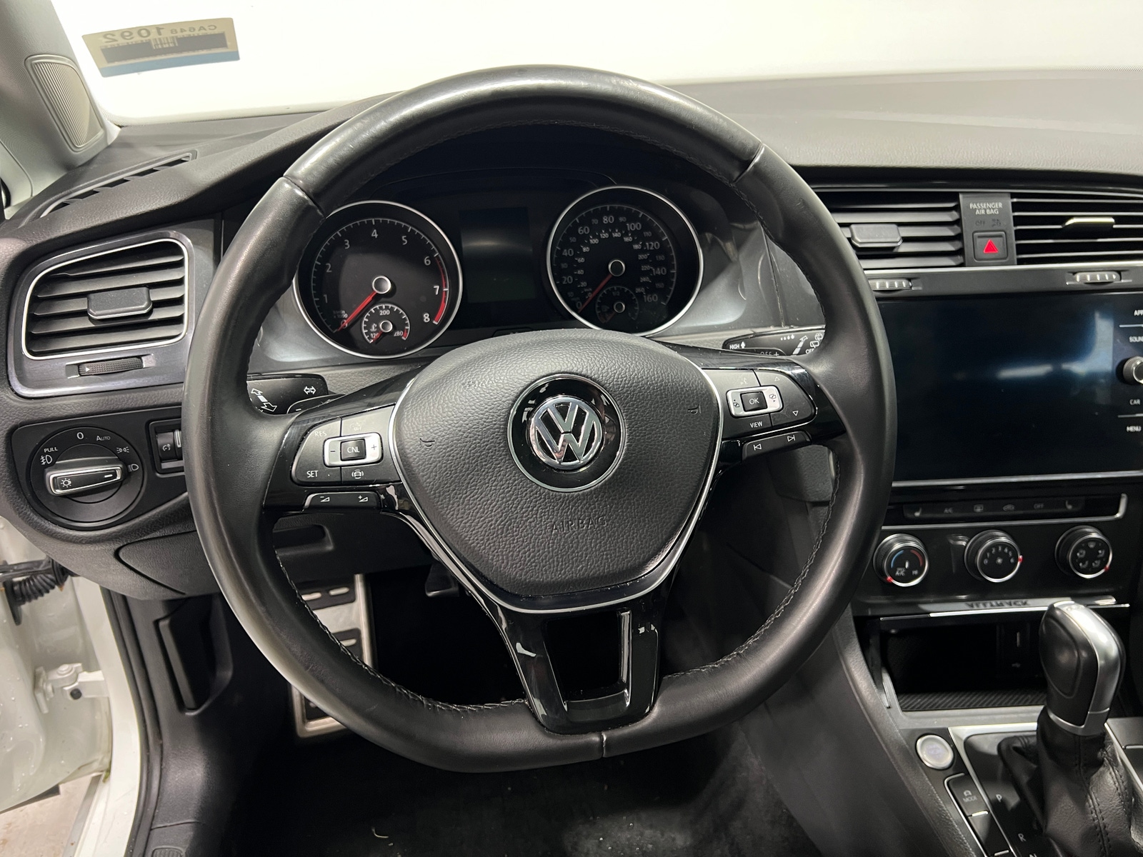 Thumbnail: 2019 Volkswagen Golf - 5