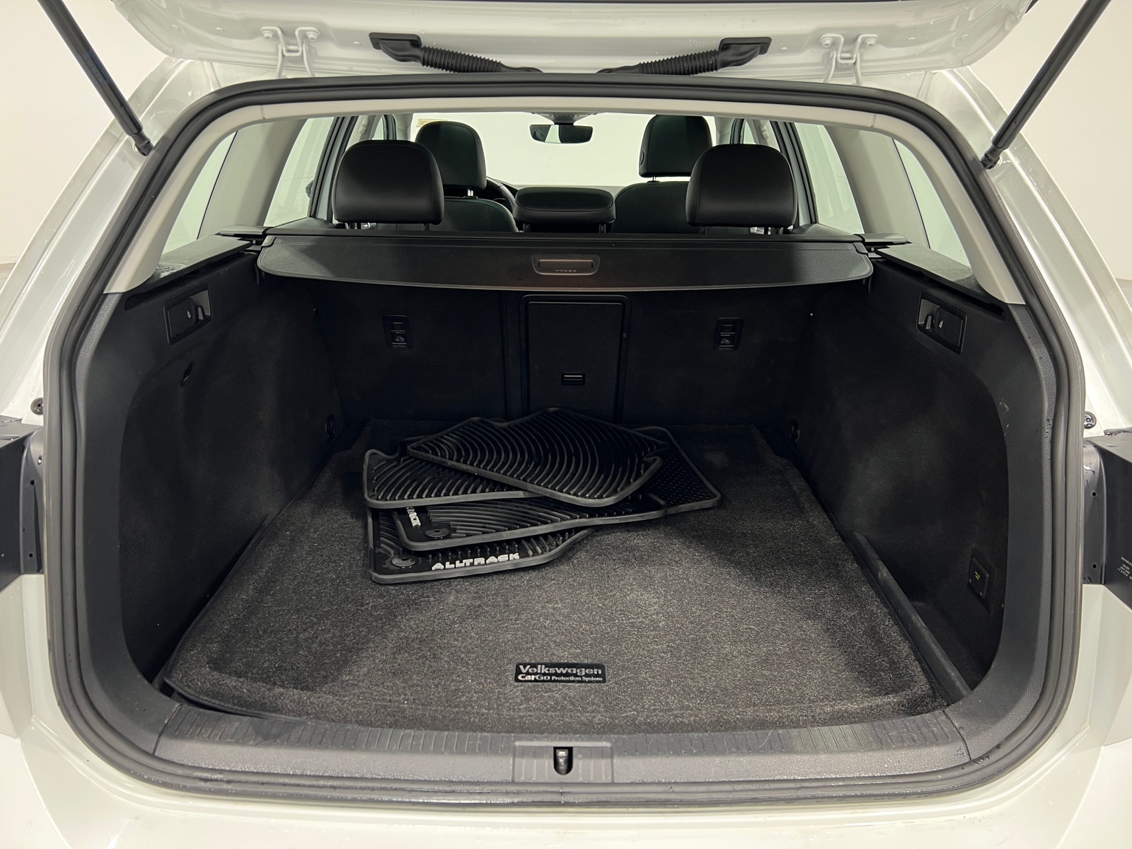 Thumbnail: 2019 Volkswagen Golf - 7