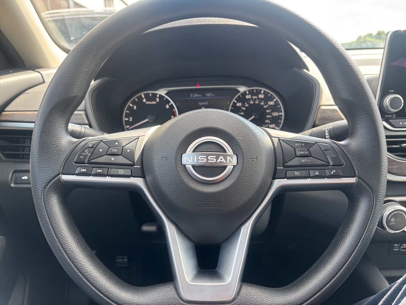 Thumbnail: 2025 Nissan Altima - 5
