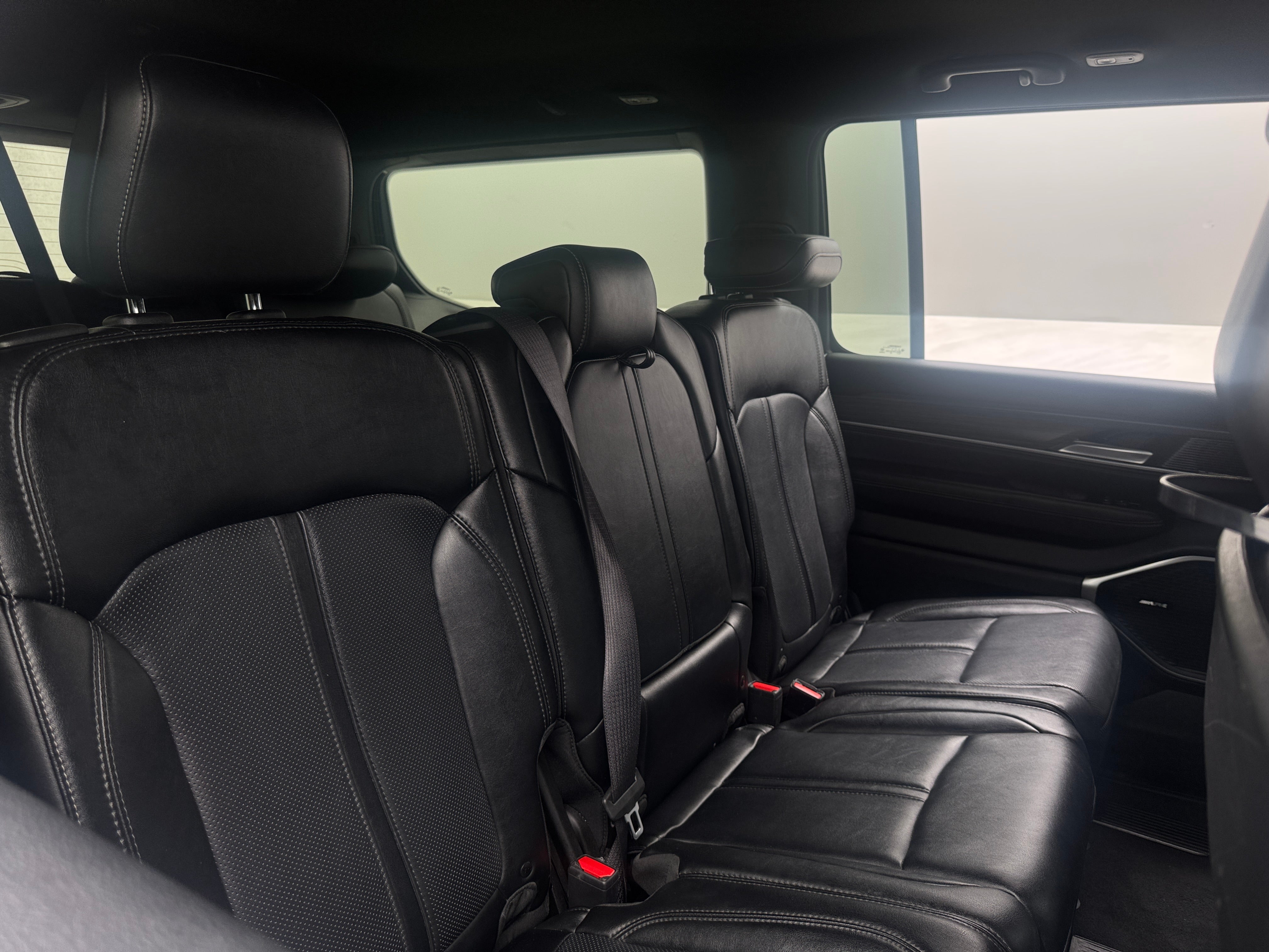 2024 Jeep Wagoneer