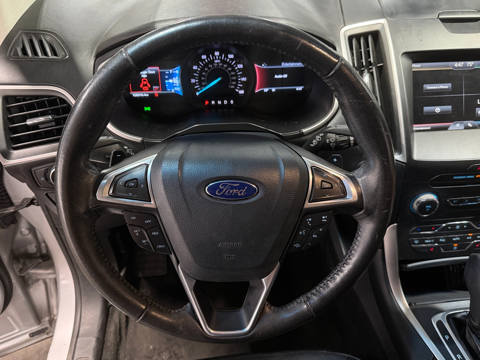 Thumbnail: 2015 Ford Edge - 4