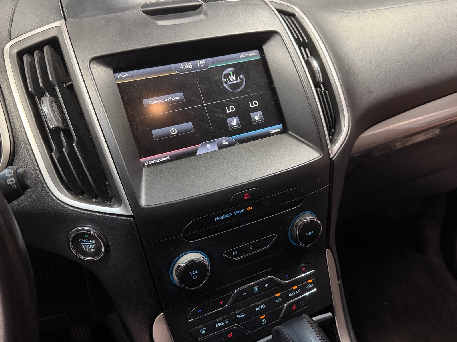 Thumbnail: 2015 Ford Edge - 3